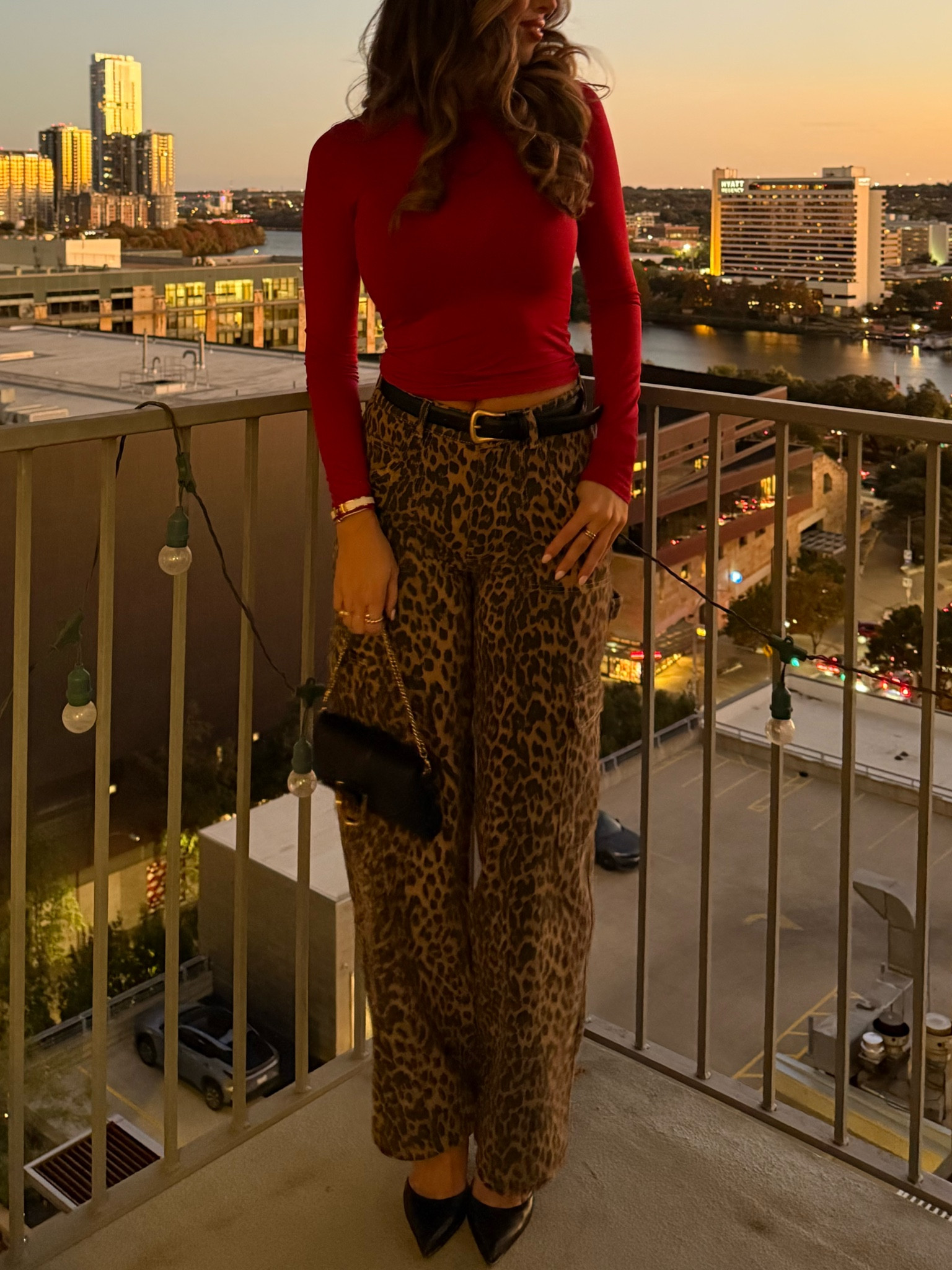 Holiday Going Out Fit!💋🐆

I am OBSESSED with these leopard pants. They’re perfect!!!

I linked similar shirts since my top is from Princess Polly last year!

#leopard #cheetah #goingout #holiday #holidayfits

#LTKHoliday #LTKSeasonal #LTKParties