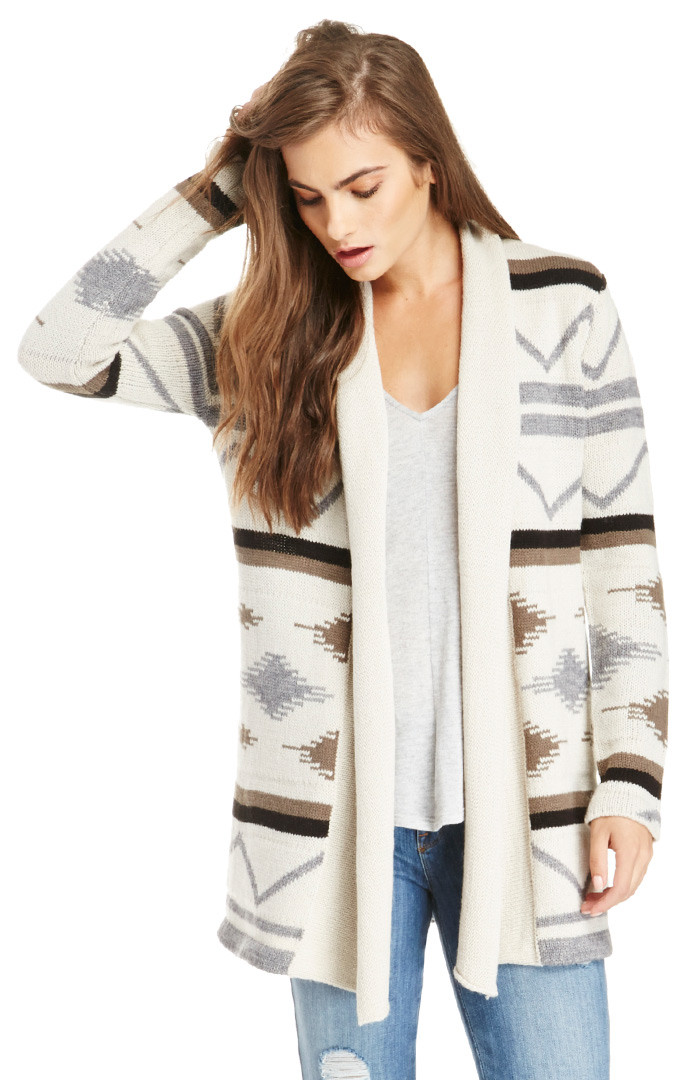 BB Dakota Denny Sweater in beige XS - L at DAILYLOOK | DailyLook