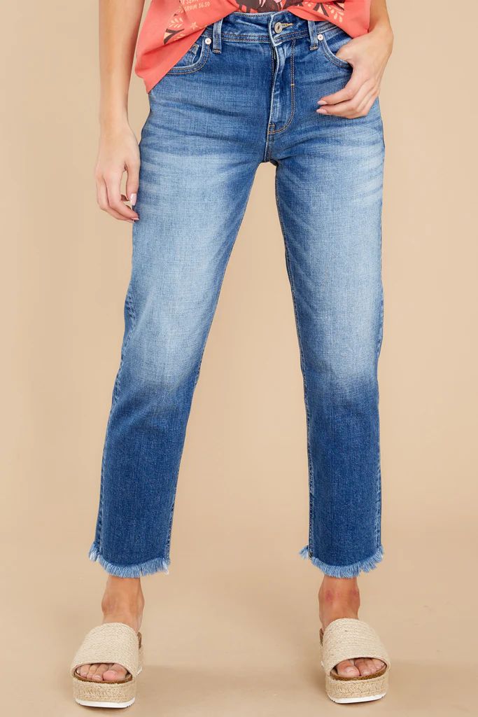 Not Mainstream Medium Wash Distressed Straight Jeans | Red Dress 