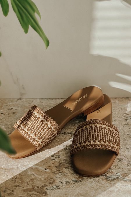 Ayla - Coffee! 100% leather + cotton. If in between sizes, size up!

The leather insole ensures exceptional comfort, while the minimalist design makes them the perfect timeless accessory. Amp up your vacation style with Ayla – the essence of resort living in every step. #KAANASLOVE #ad 

#LTKstyletip #LTKfindsunder100 #LTKshoecrush