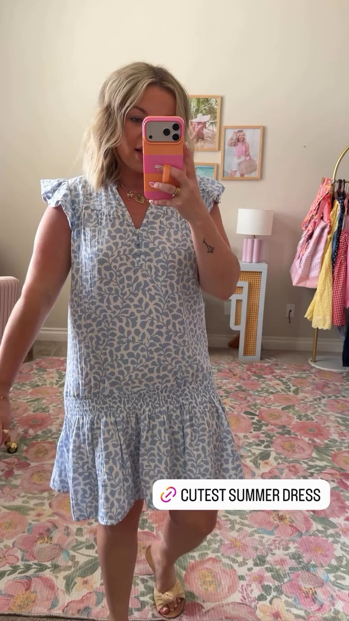 Cute little floaty, gaze dress

#LTKSeasonal #LTKMidsize
