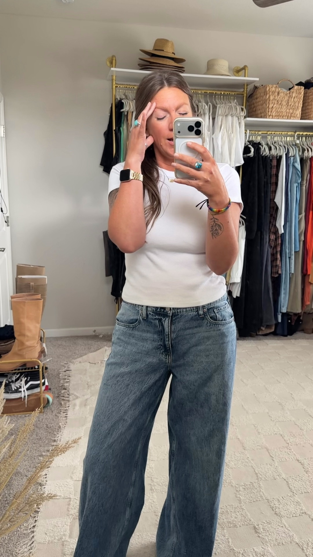 Large tee, 31 tall jeans (US & 🇨🇦 links saved)

#LTKTall #LTKOver40