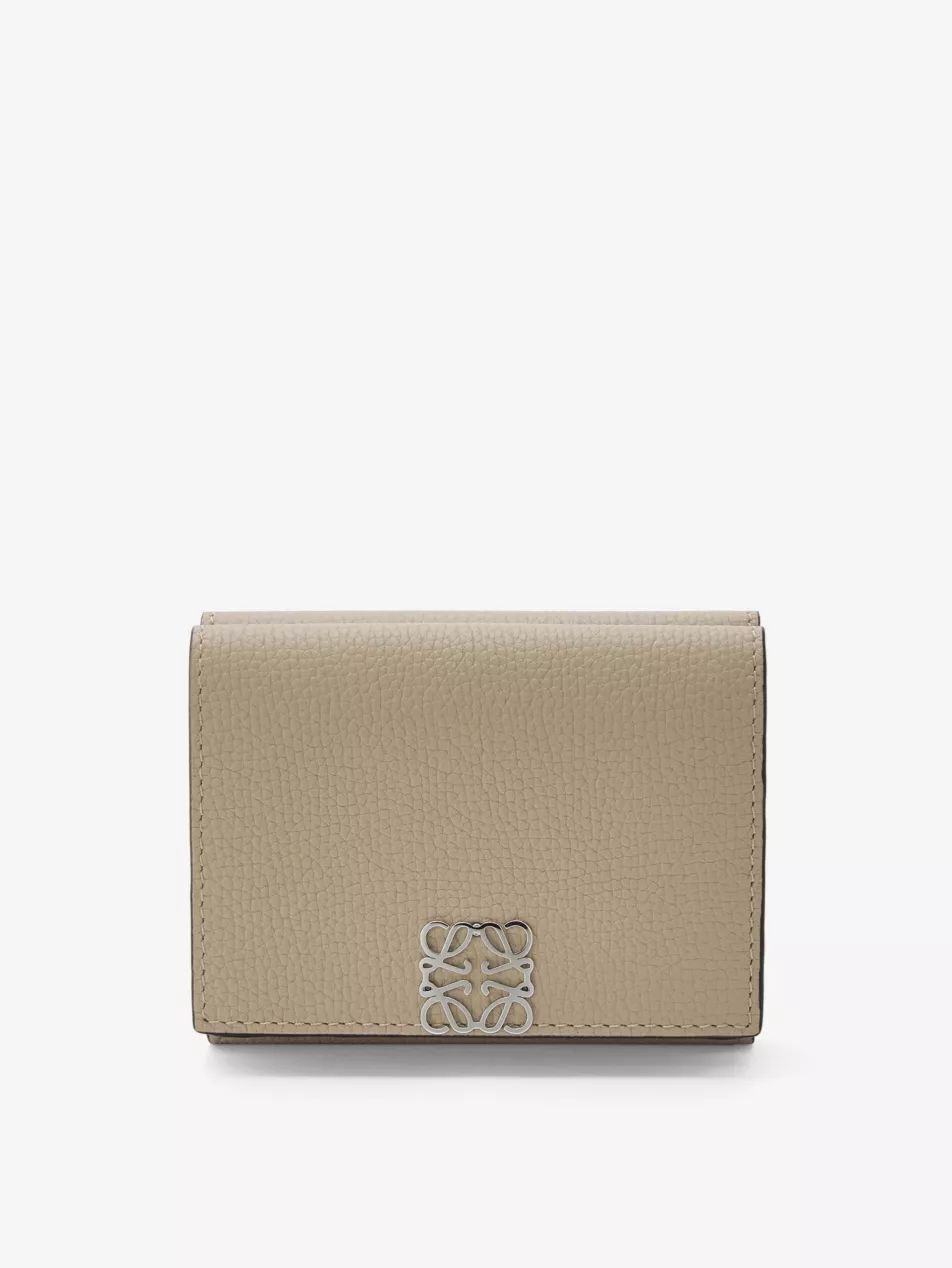 Anagram-embellished grained-leather wallet | Selfridges