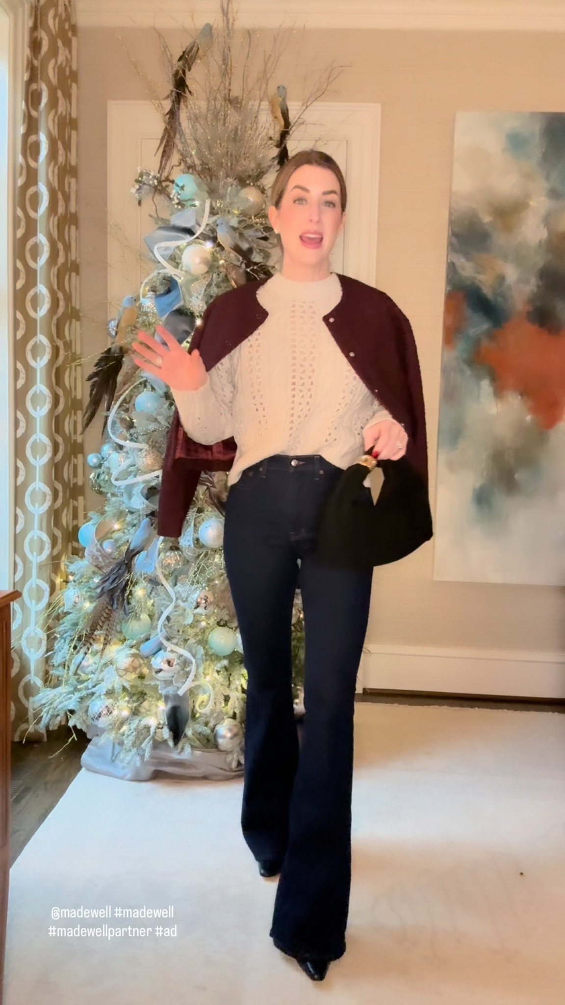 Everything runs true to size, and these Madewell gifts are ideal for you to get holiday-ready or to give to the important women in your life—daughter-in-law, sister, mother, or friend. The bags and shoes are the perfect companions for running errands, school drop-offs, or a festive party. 
@madewell #madewell #madewellpartner #ad

#LTKSeasonal #LTKHoliday #LTKOver40