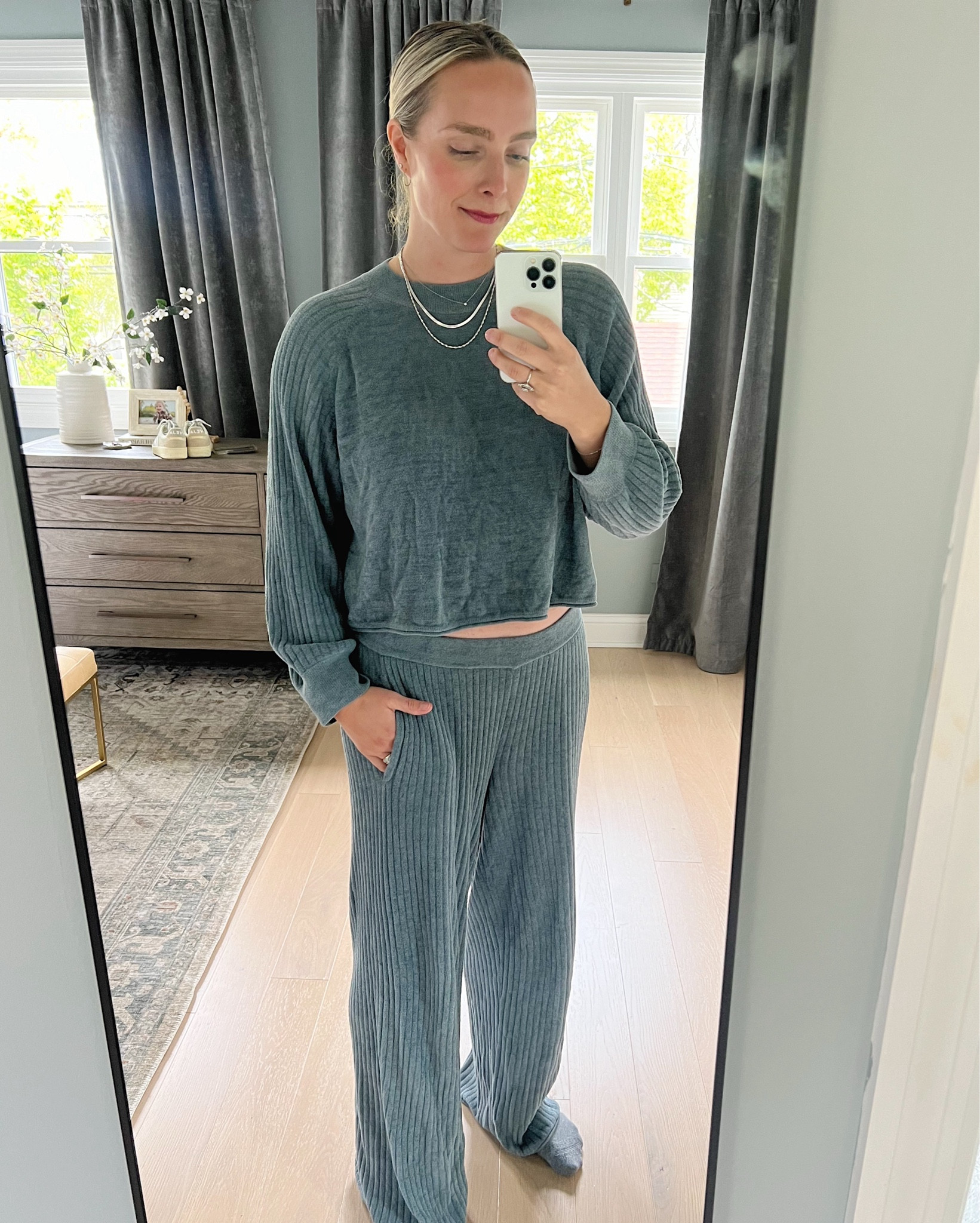 It’s like lounging on a cloud! I love this matching set from Barefoot Dreams. The softest and this blue color is gorgeous! 

#LTKstyletip