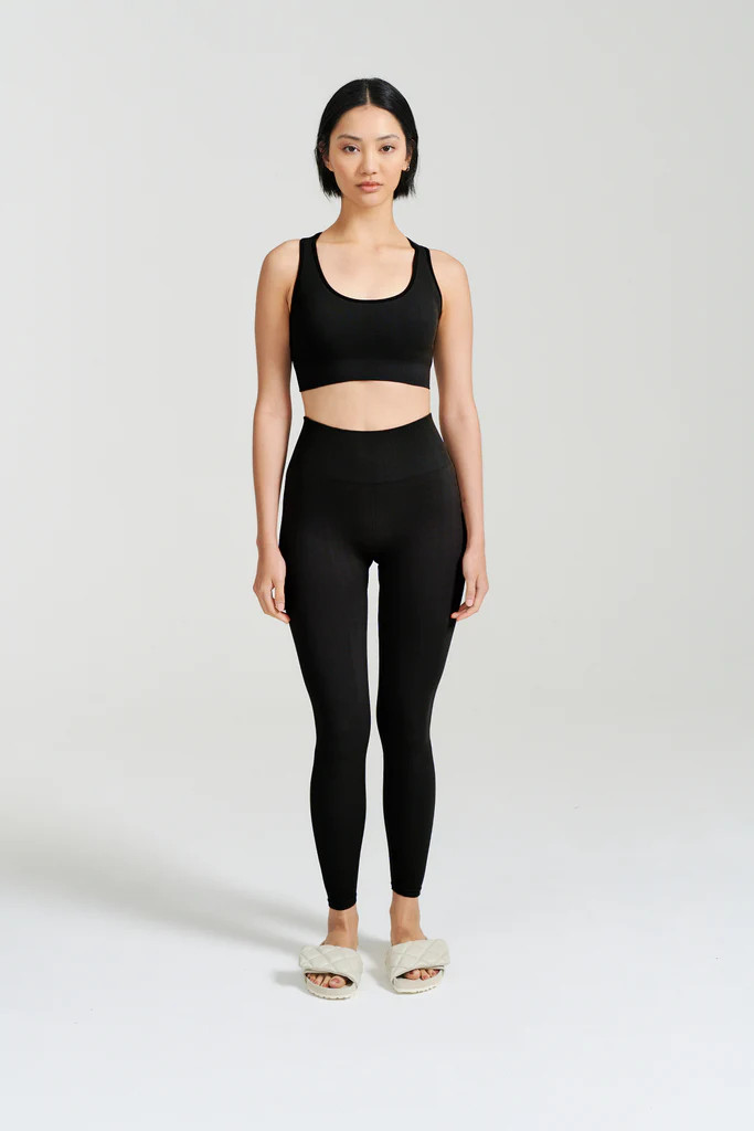 Thea Seamless Crop | Henne