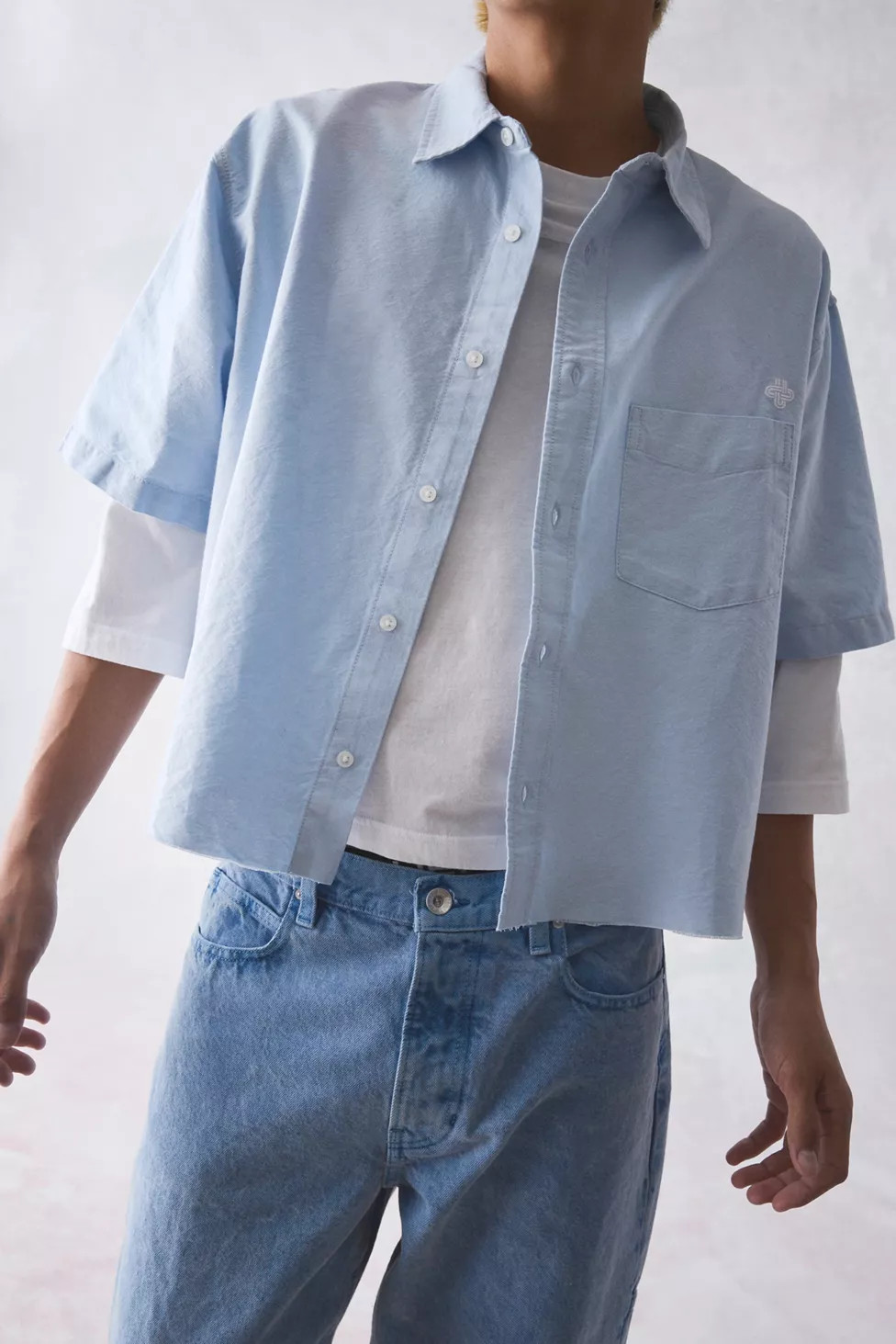 UO Solid Cutoff Oxford Shirt | Urban Outfitters (US and RoW)