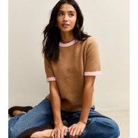 Women's Petite Camel Midweight Knit Contrast Tipping Top New Look | New Look (UK)