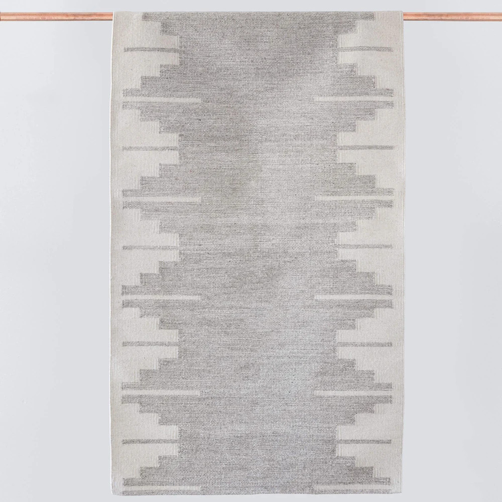 La Cima Handwoven Accent Rug - Grey | The Citizenry
