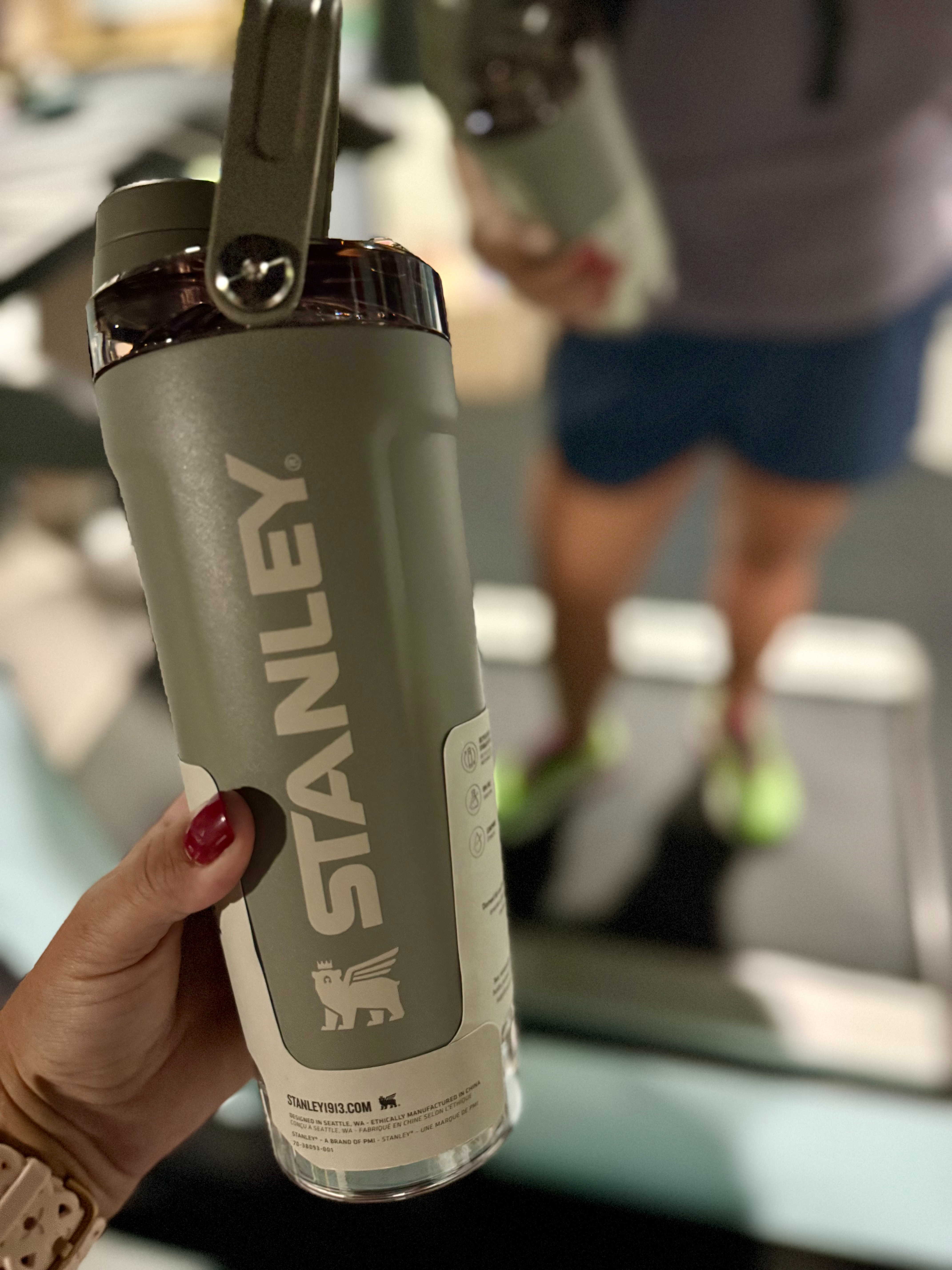 Just wrapped my workout and finally getting to try out my new shaker bottle 🤍
I’ve been using plastic shakers forever, but I’ve been really trying to reduce my plastic use where I can — so this felt like an easy swap.
I love that it’s stainless steel (hello, cold drinks 🧊), has a built-in strainer, and the bottom compartment holds my protein powder so I can mix my recovery shake when I’m ready. No clumps, no leaks, no warm sad protein 😅
Also… it comes in 11 colors, which honestly didn’t hurt.
Excited to put this one into my regular gym rotation.
#stanley1913partner @stanleybrand #ad 

 #LTKValentine #LTKfitnessgoals #LTKmorningroutine