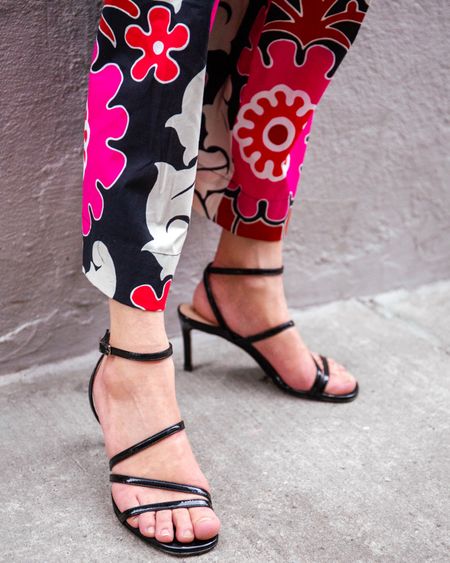 black heels @inez 15% off with code Suzanne15 

#LTKshoecrush #LTKstyletip #LTKworkwear