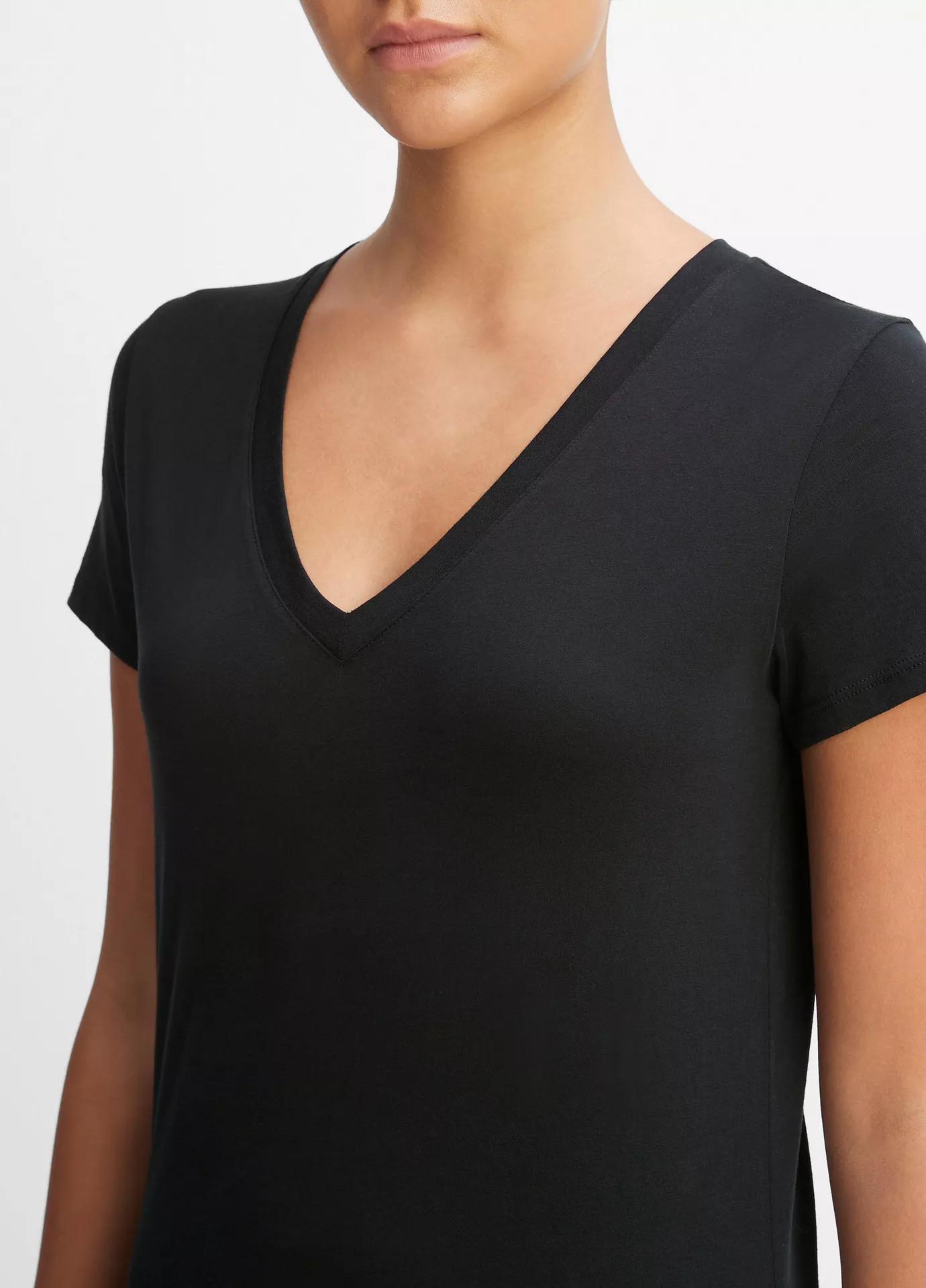 Essential Pima Cotton V-Neck T-Shirt | Vince LLC