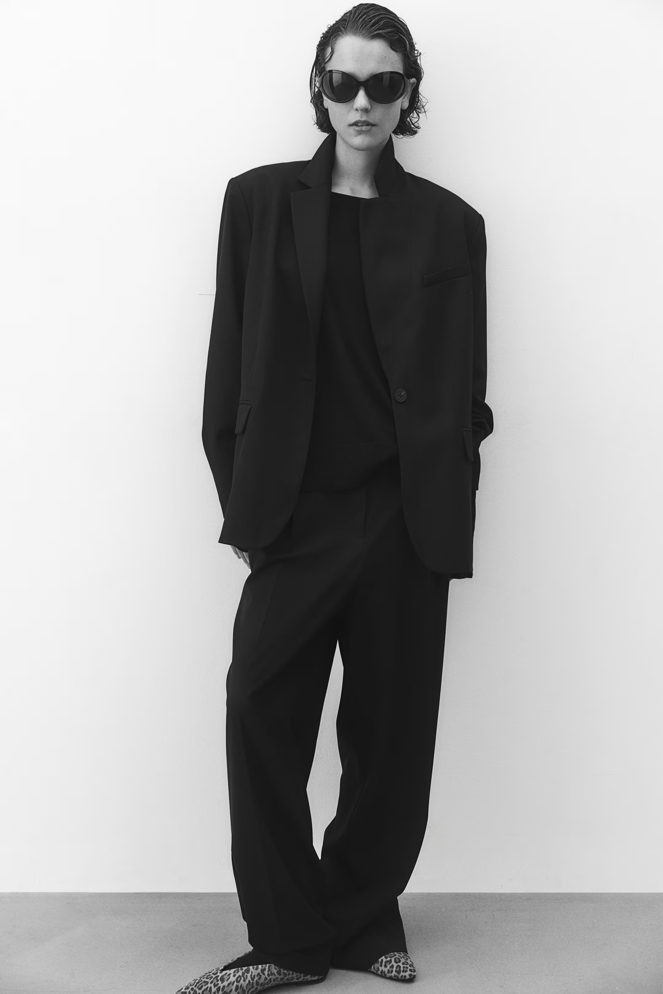 Loose-fit blazer - Black - Ladies | H&M GB | H&M (UK, MY, IN, SG, PH, TW, HK)