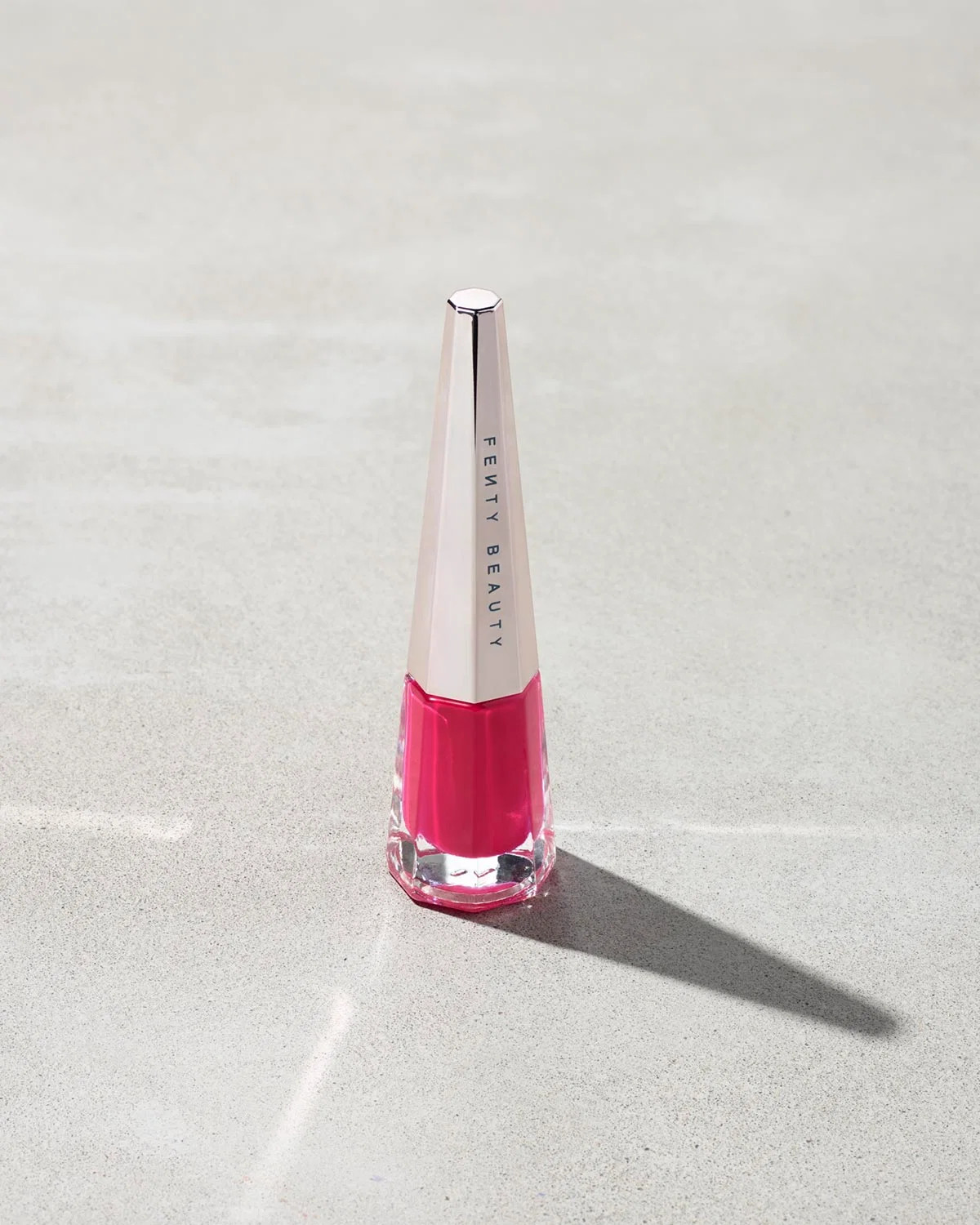 Stunna Lip Paint Longwear Fluid Lip Color \u2014 Unlocked | Fenty Beauty UK