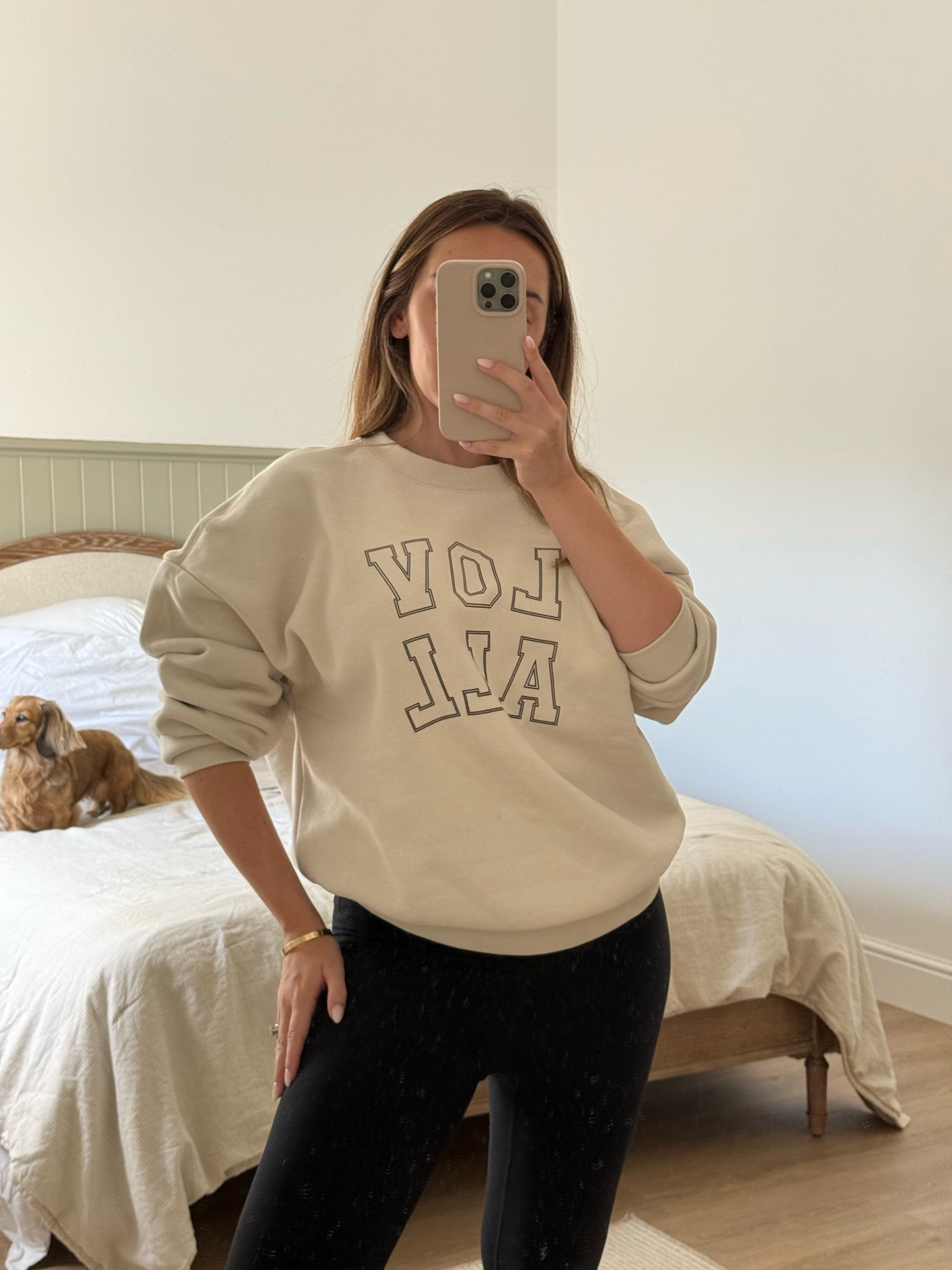 The comfiest sweatshirt @LOVALL 🤍 #ad

#LTKsummer