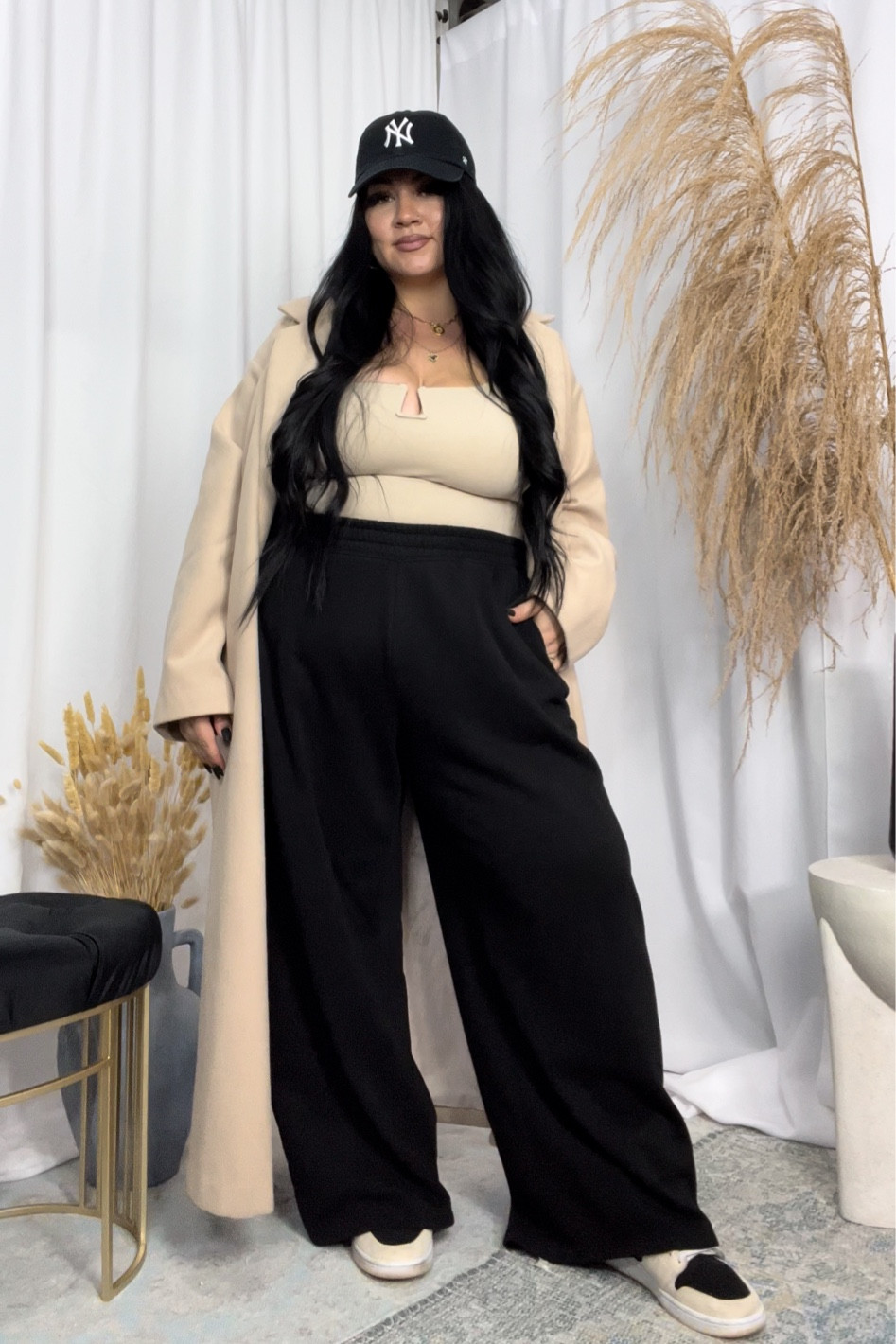 Size xxl in pants
Xl in bodysuit
18 in coat 

#LTKSeasonal #LTKcurves #LTKCyberweek