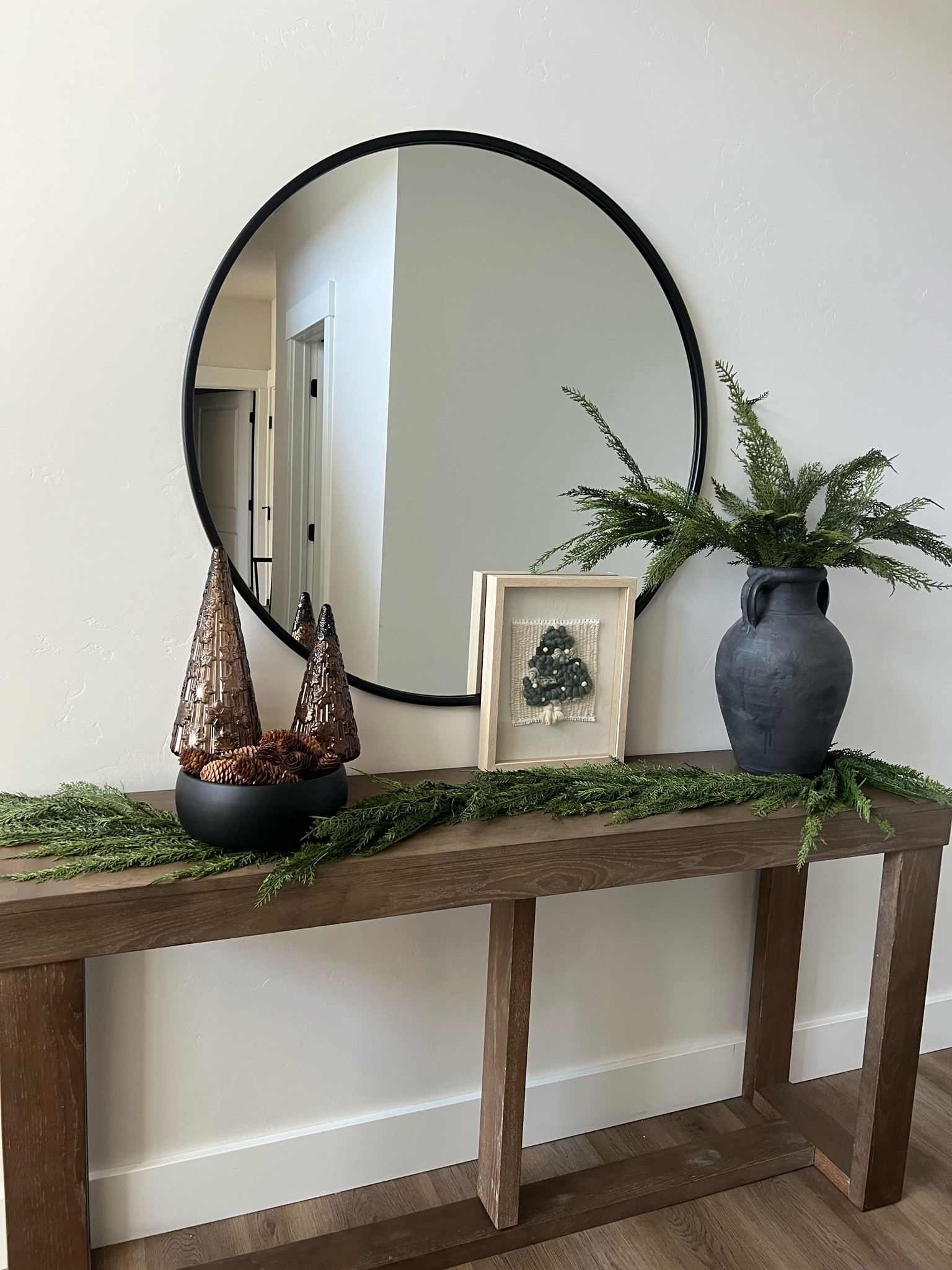 Okay Walmart with the Christmas greenery! 🤩

#LTKSeasonal #LTKGiftGuide #LTKHoliday