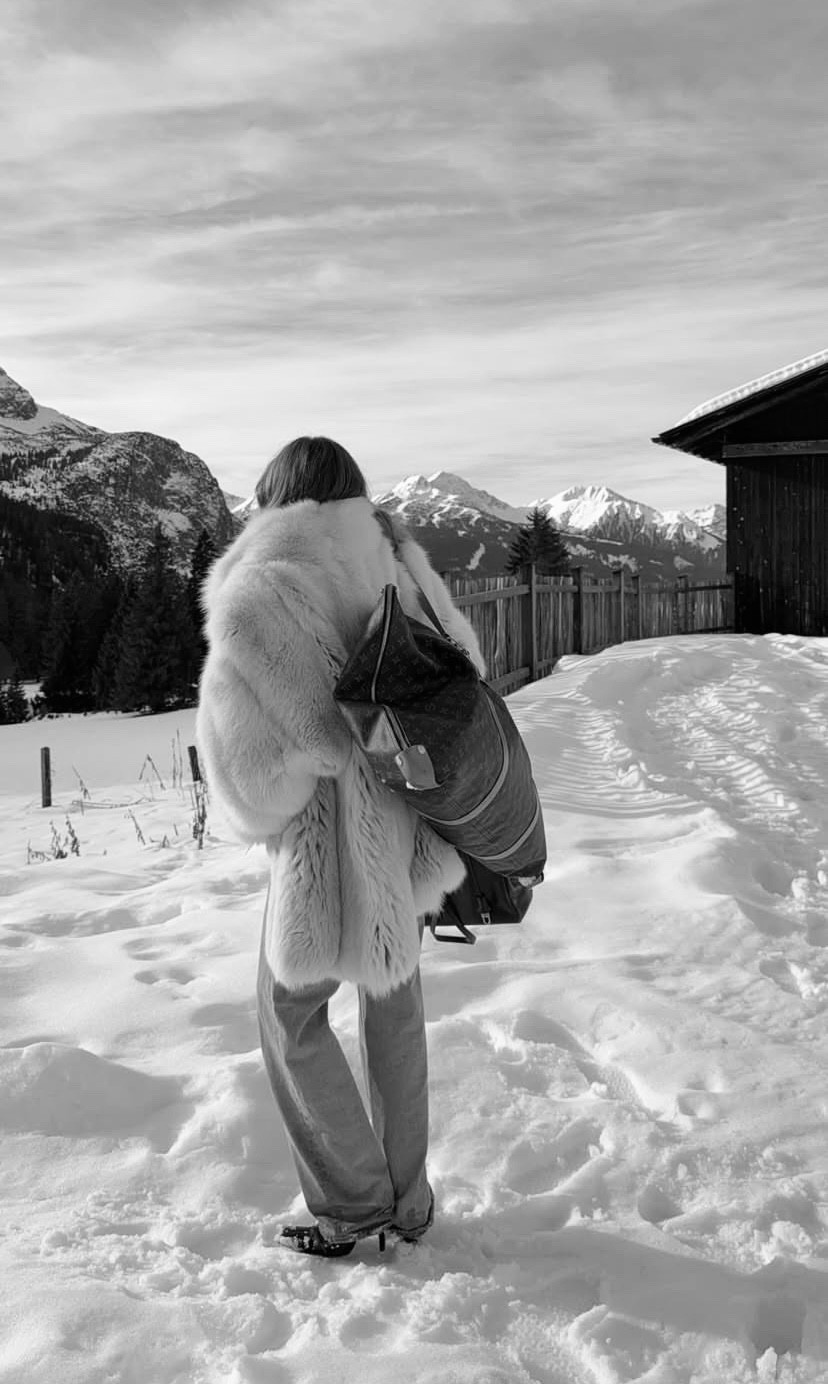 Winter outerwear 🤍

#coat #jacket #sherpa #fauxfur #hm 

#LTKHoliday #LTKSeasonal #LTKTravel