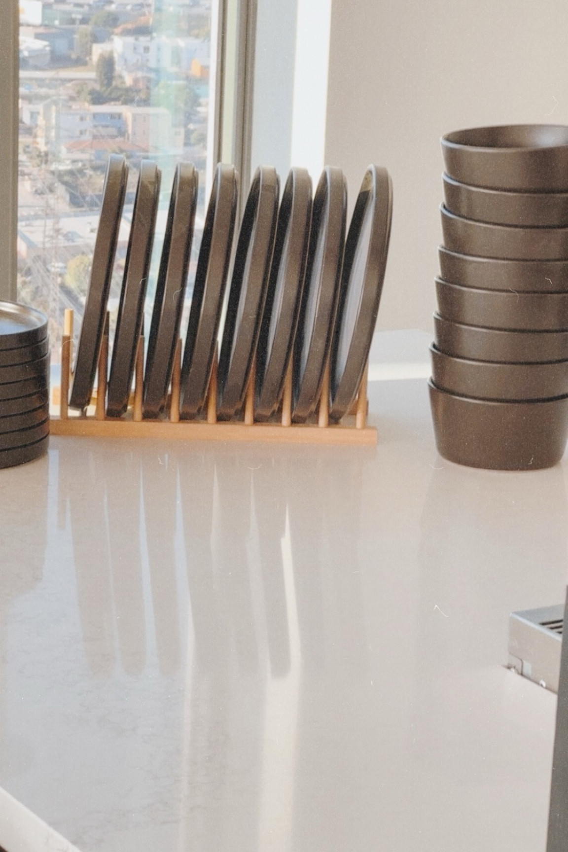 I just looove how I’m obsessed with my dinnerware set 😆 BUT Y’ALL see why, right!?? 🫣

Aside from it being aesthetic, it’s sleek and PERFECT for all occasions and celebrations! 😍 Y’all have seen me use this dinnerware set for birthdays, holidays, and parties and it never disappoints 😉

TO ADD: the kitchen organizer is also a lifesaver. It makes my kitchen look sooo clean and organized. My plates have always been organized because of THIS EXACT organizer and I am so so happy 🥰

#LTKGiftGuide #LTKHome #LTKParties