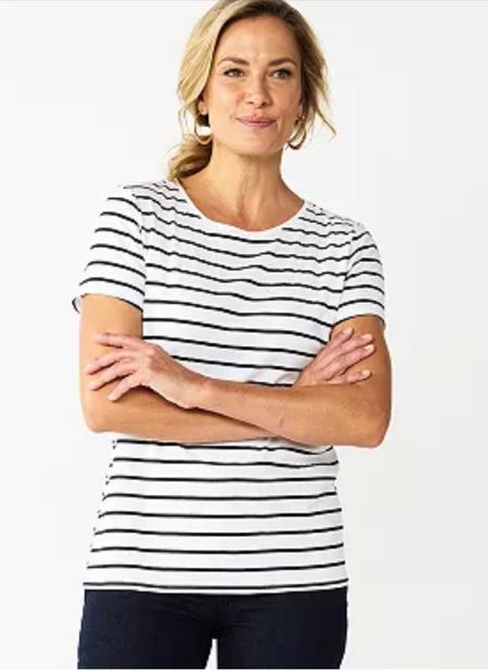 Love the Croft and Barrow tops! So comfortable and always a great price. Women's Croft & Barrow® Essential Crewneck Tee
$11.19 when you use code: FRIEND20 (10% Off) at checkout.
(Regularly $15)

#LTKsalealert #LTKstyletip #LTKSeasonal