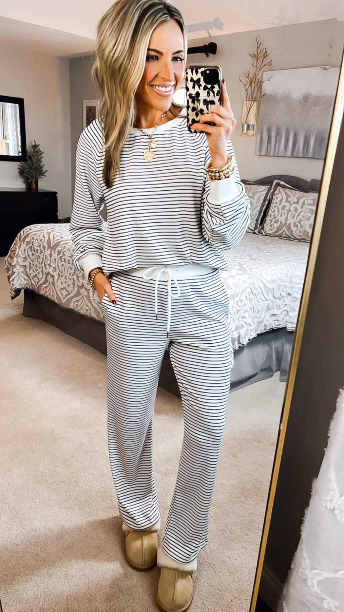 Snuggle up in this cozy lounge set! Perfect for a relaxed day at home. Comes in several colors and styles. Wearing colors: white , Size small

#LTKmomlife #LTKHome #LTKselfcare