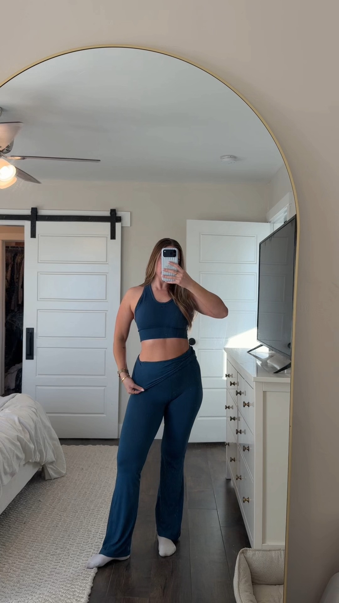 UnderArmour Wham Blue!! 

#underArmour #underamourwomen  

 

#LTKSpringSale #LTKdayinmylife #LTKSeasonal