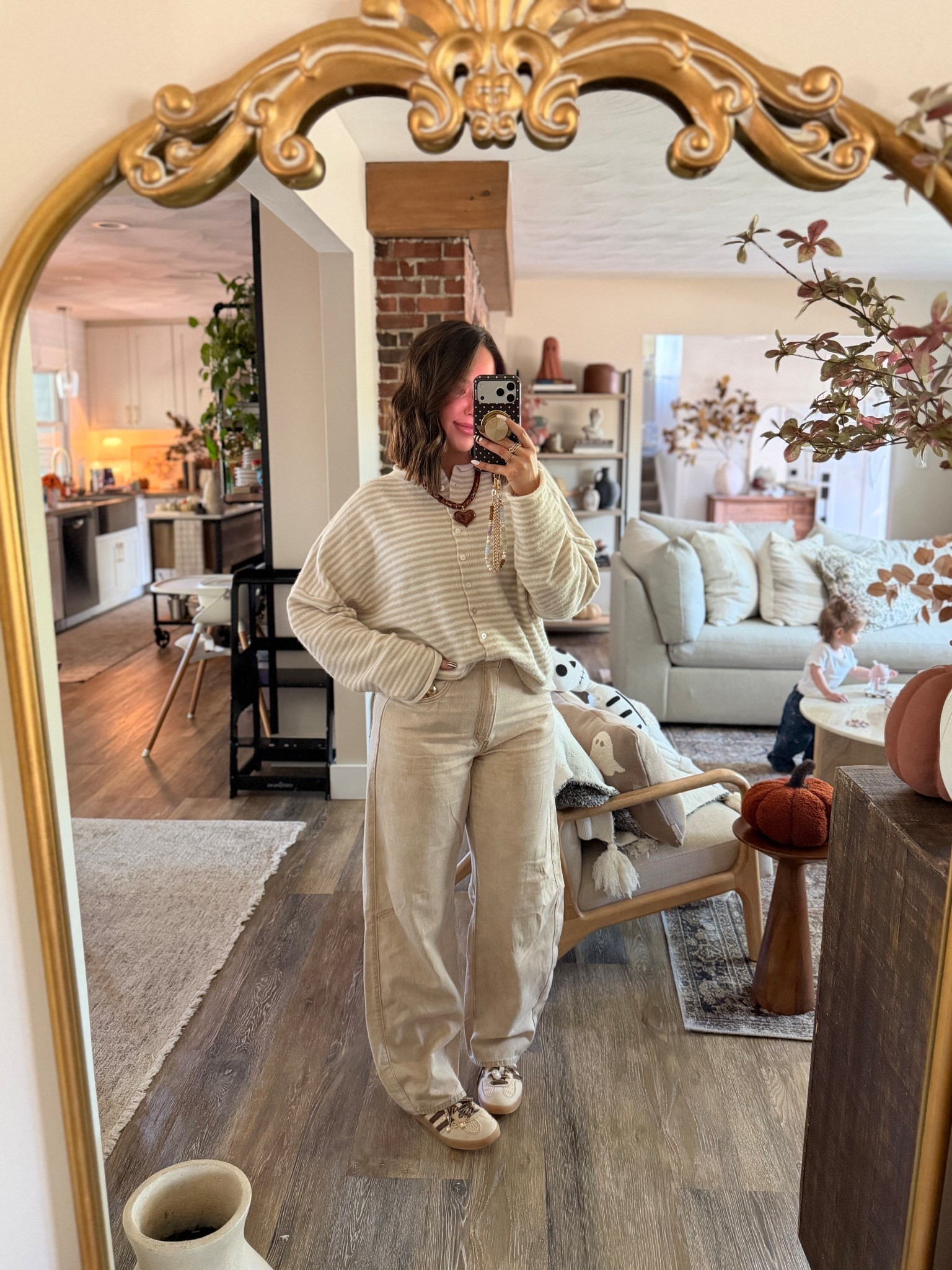 #AD // So thankful to be partnering with @levis and @target today!! The best jeans and I’ll leave the info below for all three pairs! 🤎🍂🤎

•728 High-Rise Wide Leg Jeans in size 29, wash is Sweet Success
•501 Curve Jeans in size 30, wash is Mild Salsa
•Cinch Barrel Jeans in size 29, wash is Cloudy Travertine 

#TargetPartner #Target #liveinlevis 

#LTKFindsUnder100 #LTKSeasonal