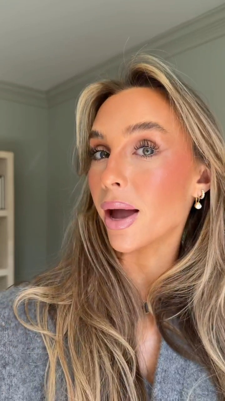 here’s what im calling a hybrid makeup look - mixing both drugstore and high end makeup in a thoughtful way 🩷

#LTKHoliday #LTKBeauty #LTKgrwm