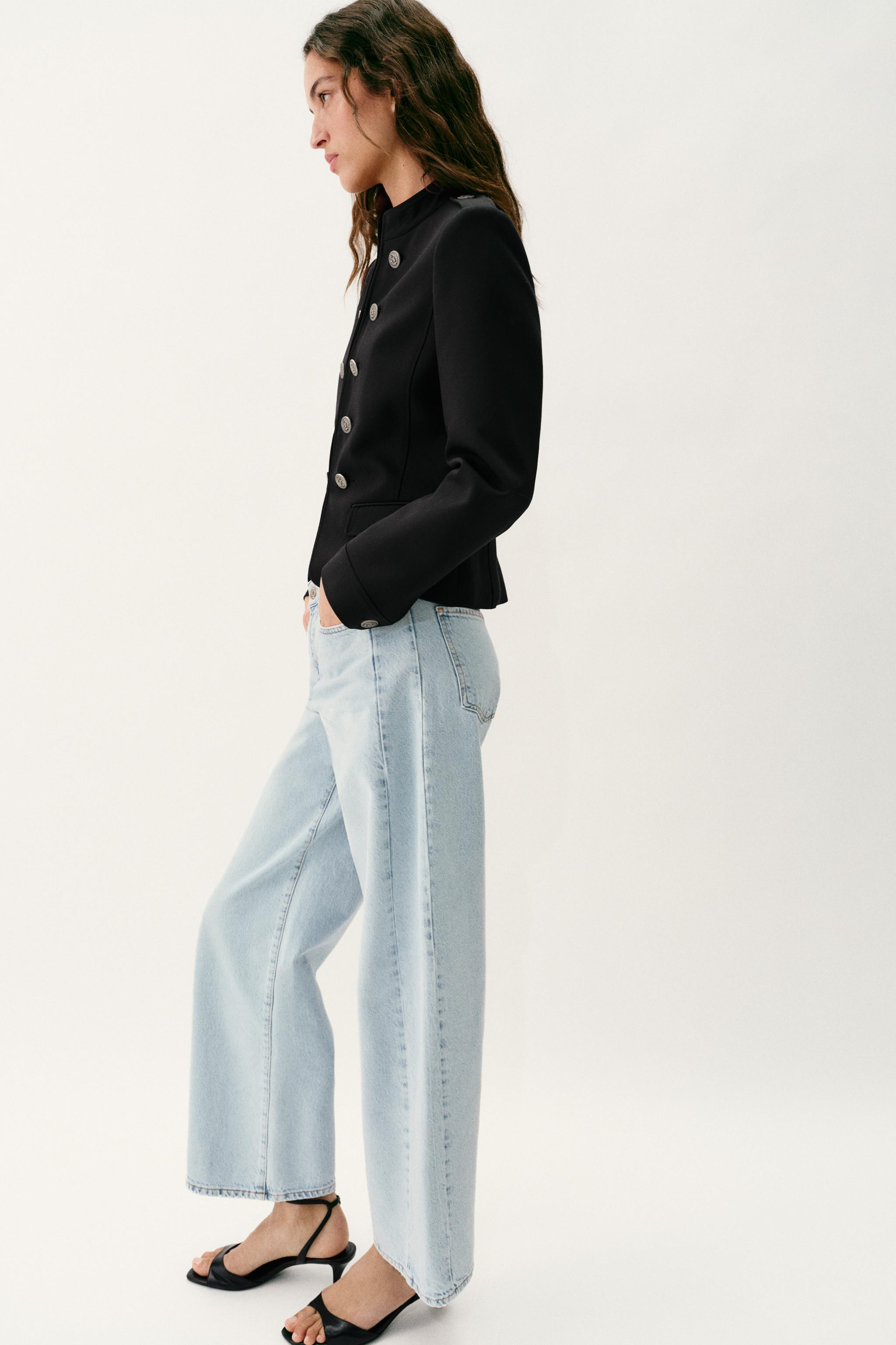 FITTED JACKET WITH SHOULDER PADS AND BUTTONS | Zara US