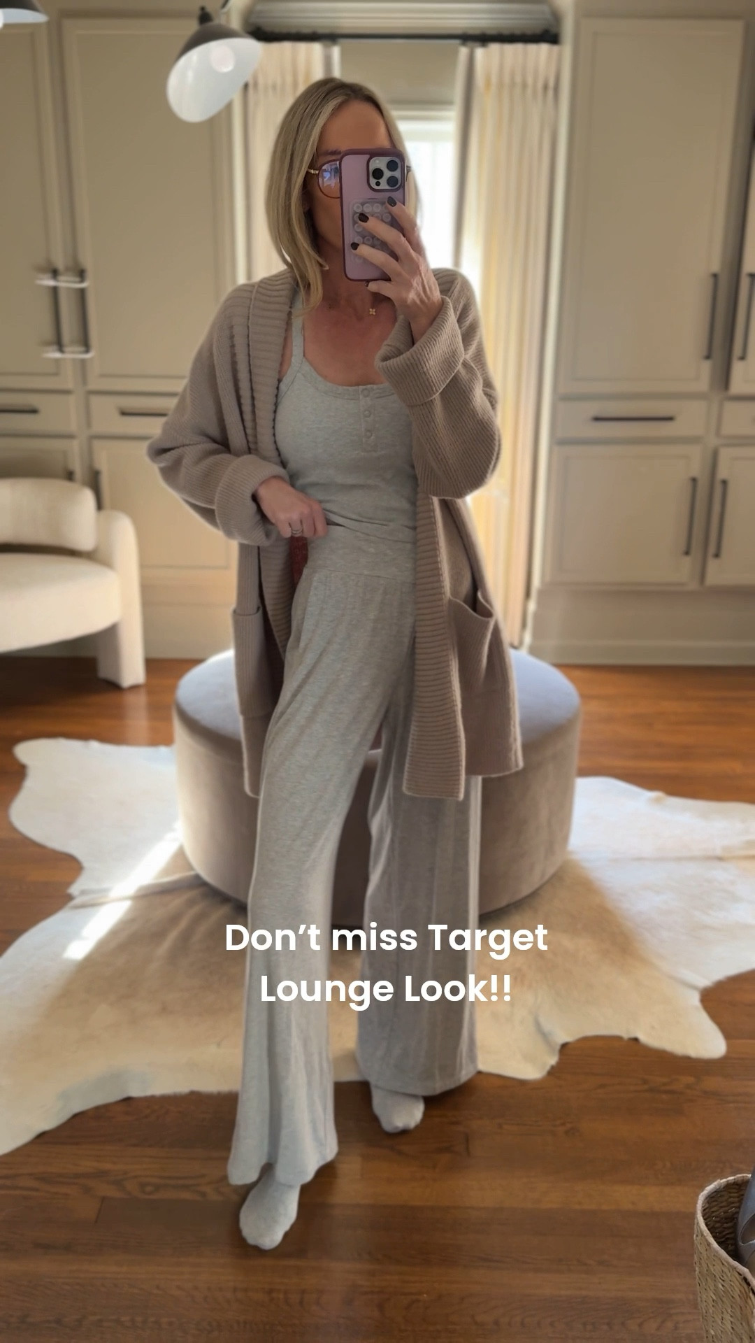 Obsessed. Double lined soft drapey ribbed material. Seriously good. Size XS !! 