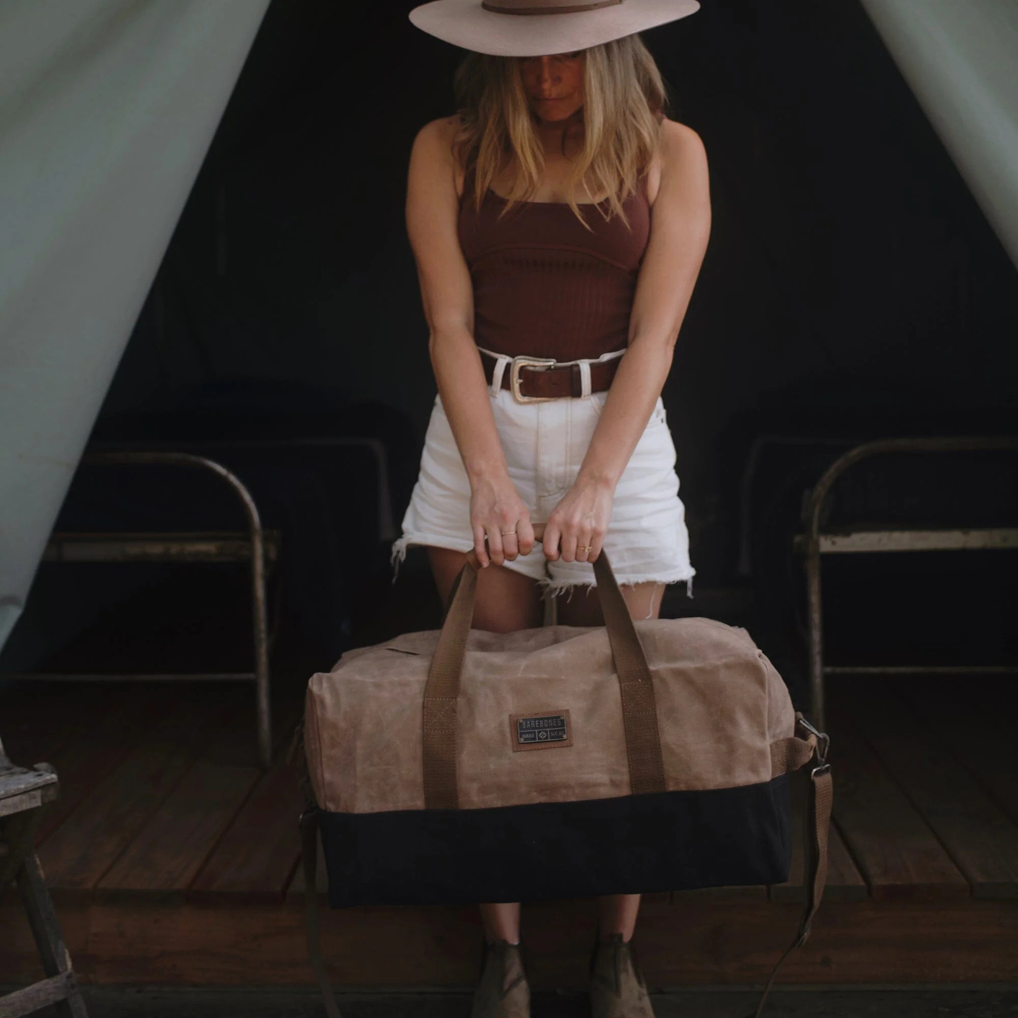 Neelum Duffel | Barebones