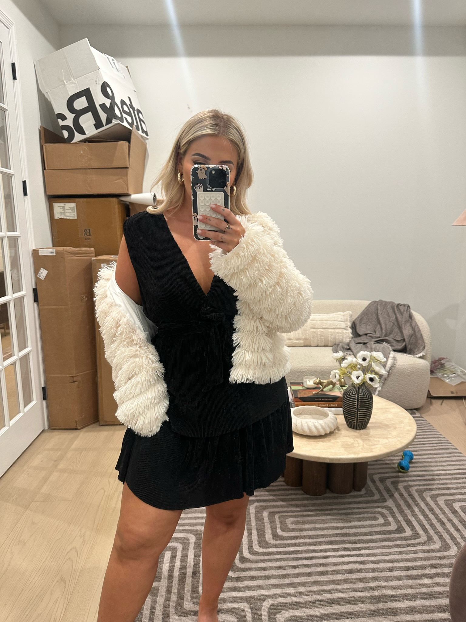 @cupshe Holiday dress ❤️✨ kelclight15 15% off on $70+ // kelclight20 20% off on $109+

This is so cute for a holiday party🤍 The coat would be so cute over other dresses or skirt and top look. I am in a large in the dress but I recommend sizing down #dress #holidayoutfit #kelclight 

#LTKHoliday #LTKparties #LTKmidsize