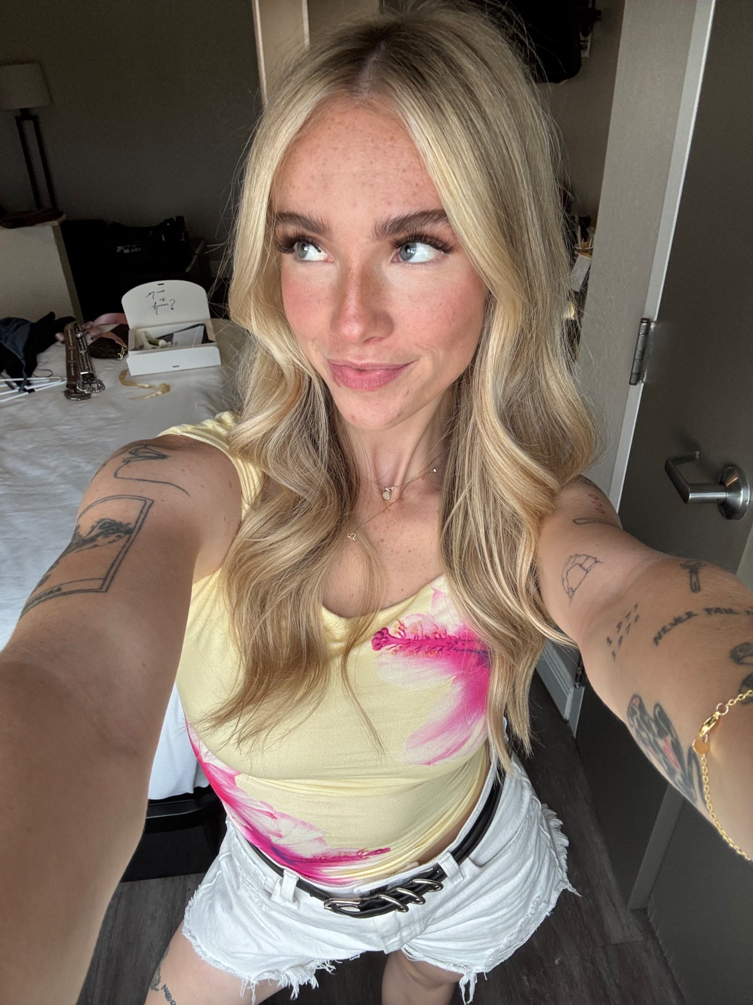 Wearing an XXS, but it's TIGHT! Would recommend an XS  

#LTKSummerEdit #LTKSeasonal #LTKFindsUnder50