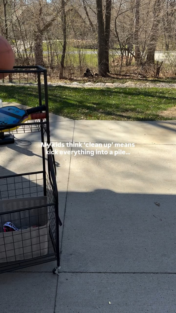 Turns out the problem wasn’t the kids… it was the system… + the kids 😂

✔️garage cleaned! 

Comment ROLL if you want the link! 

#organize #garagehack #cleaning #homeorganizing