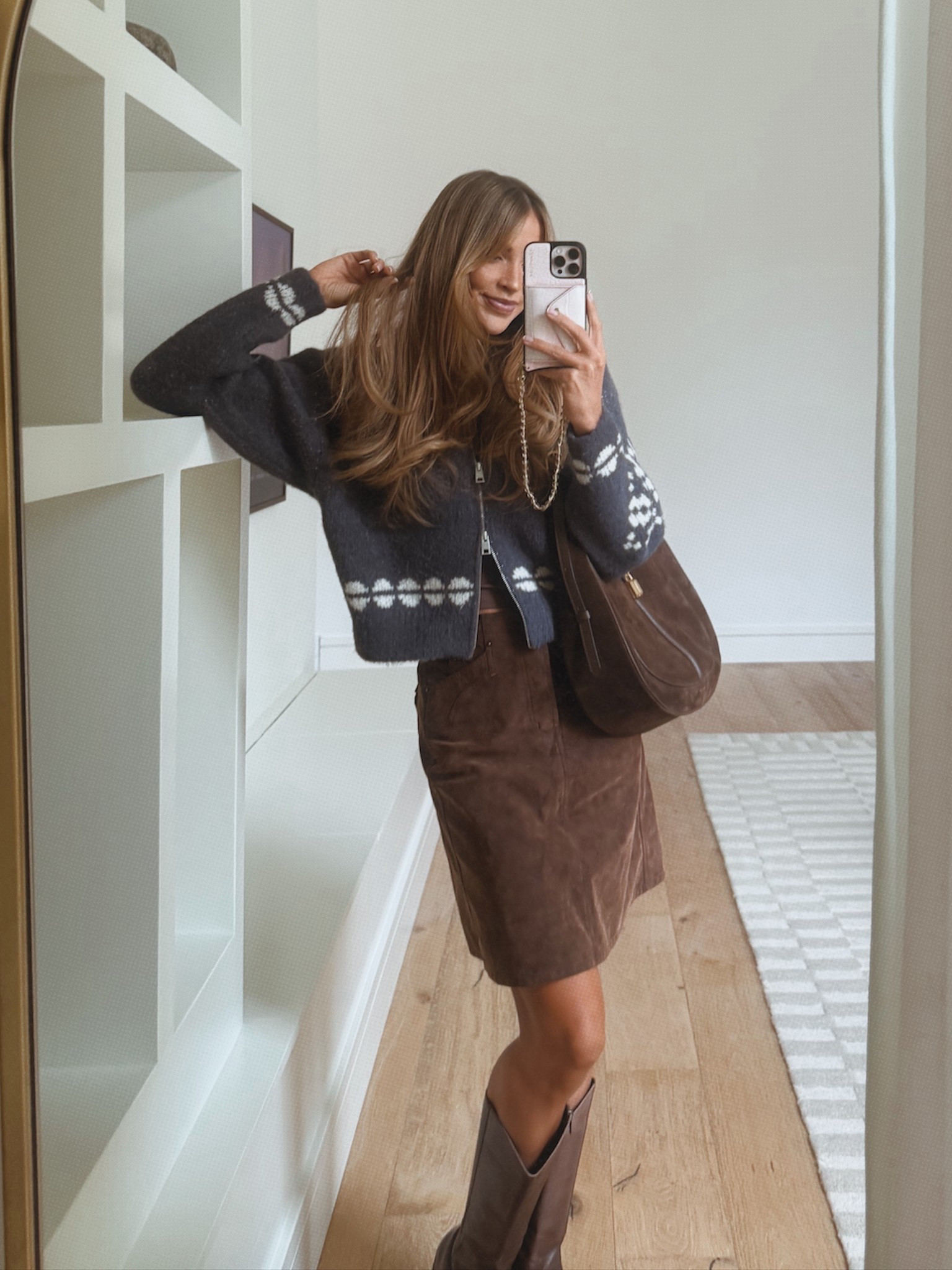 Crushing on this sweater and skirt!!!