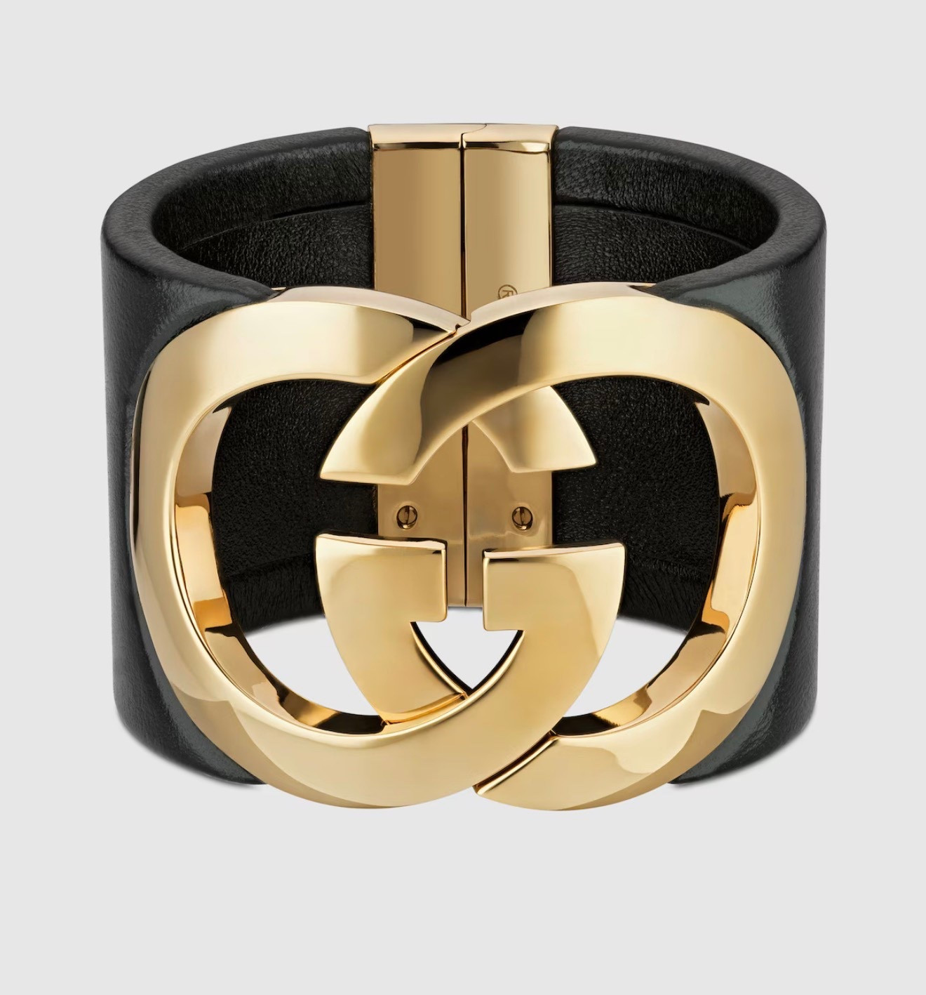 Gucci Interlocking cuff bracelet

The House's fashion jewelry collection continues to reinterpret emblematic motifs, such as this cuff bracelet featuring an Interlocking G cut-out, with sophisticated materials, intricate craftsmanship, and a refined touch

#LTKHoliday #LTKWorkwear #LTKGiftGuide