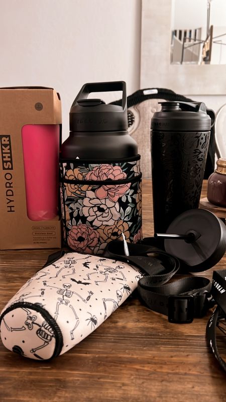 Hydro stainless steal jug & shaker. These are beautiful!!!! 

#LTKfindsunder50 #LTKGiftGuide #LTKfitness