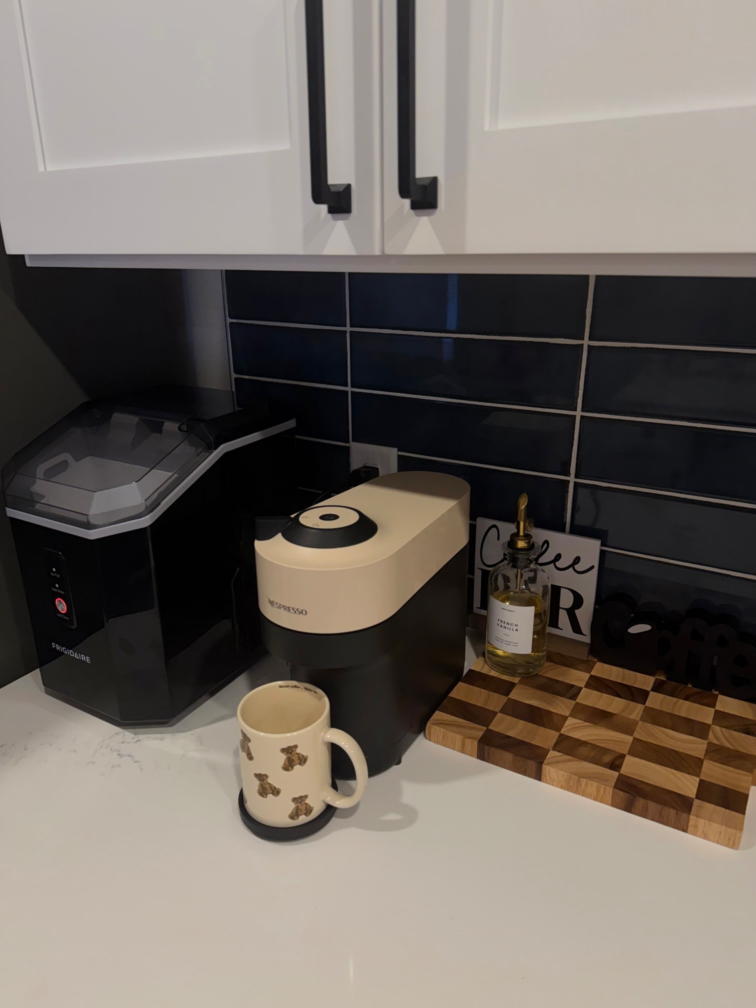 COFFEE STATION SETUP ☕️🧋🤎

linking all of my favorite essentials for my coffee station currently! 
- nugget ice machine 
- nespresso machine 
- checkered board 
- syrup dispensers 

#LTKFindsUnder50 #LTKSeasonal #LTKHome