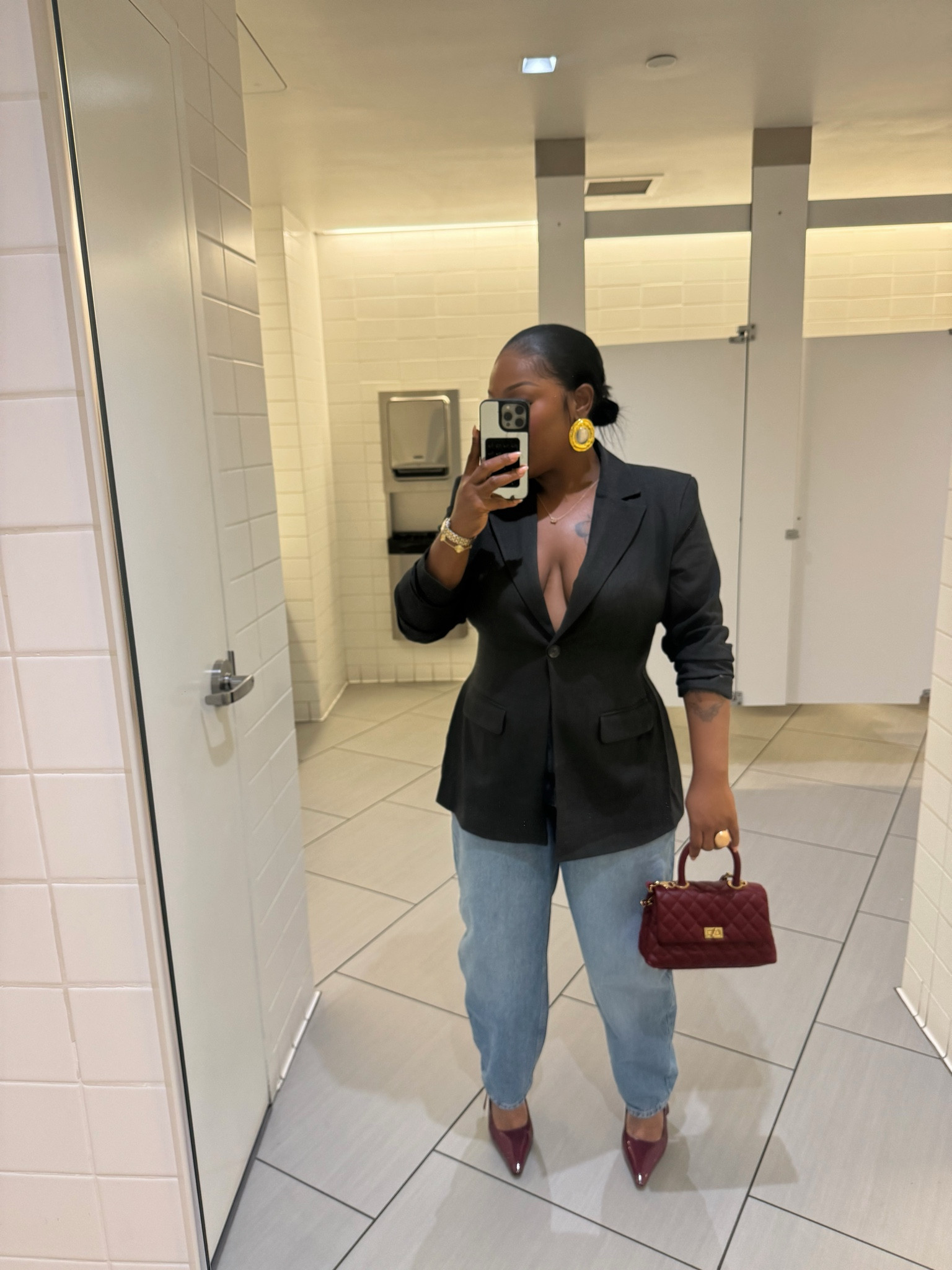 Omg I love this hour glass blazer from target the quality is a 10/10 

#LTKBeauty #LTKMidsize #LTKStyleTip