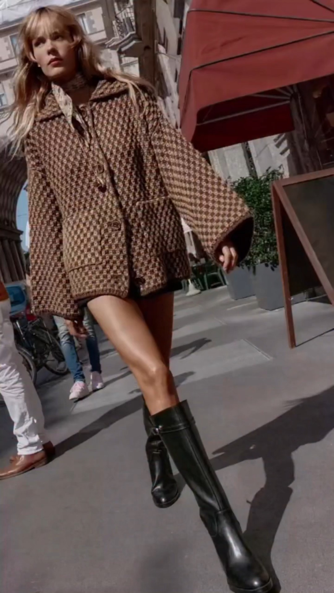 @zara new in 🖤✔️ comment LINKS to shop 😍

#zara #zarawomen #virtualstylist #highstreetfashion #autumnfashion #autumntrends #fashionblogger