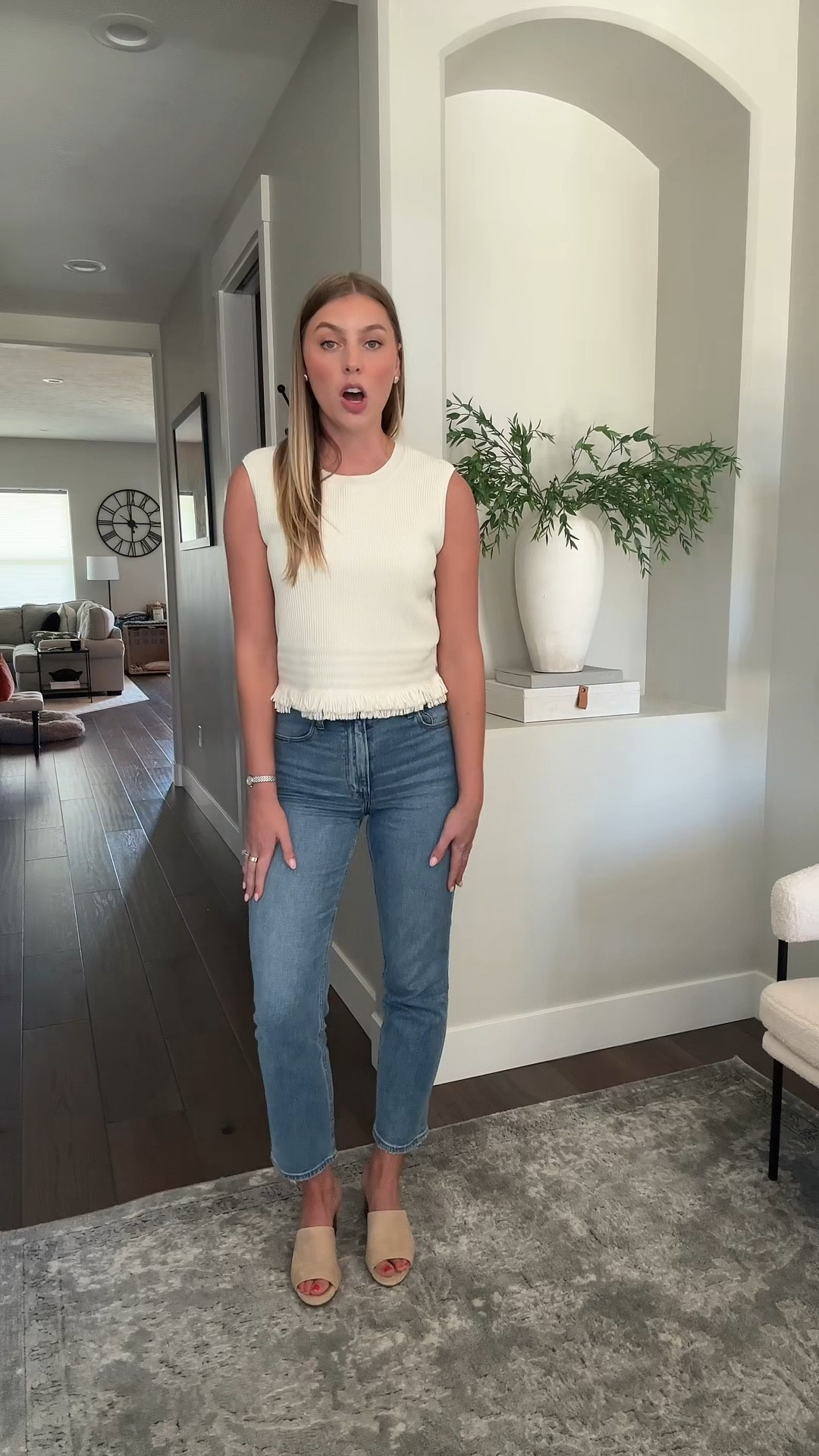 Fringe top, Abercrombie jeans (27L)

#LTKBacktoSchool #LTKunder100