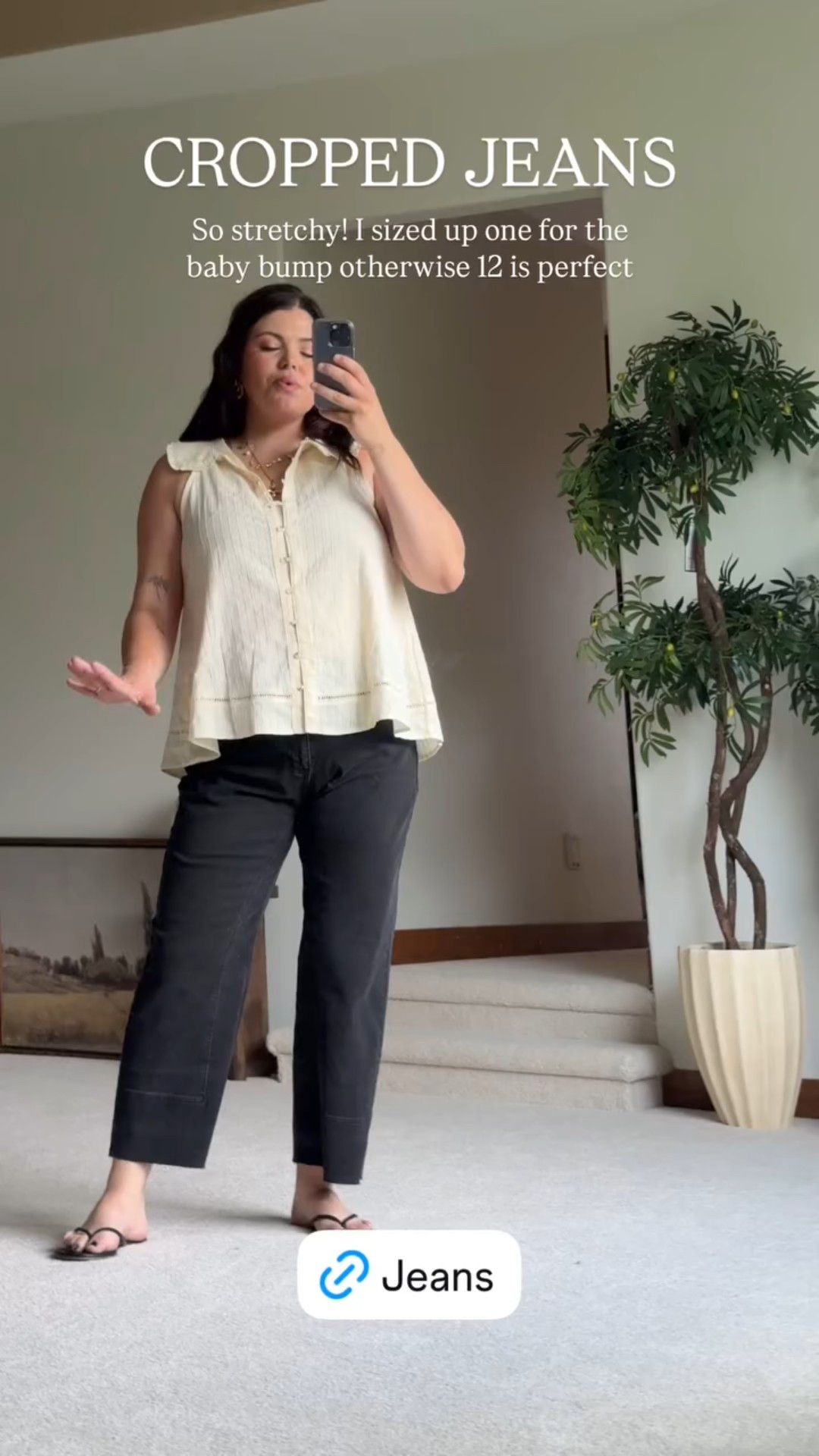 So stretchy! I sized up one for the baby bump otherwise 12 is perfect  CROPPED JEANS