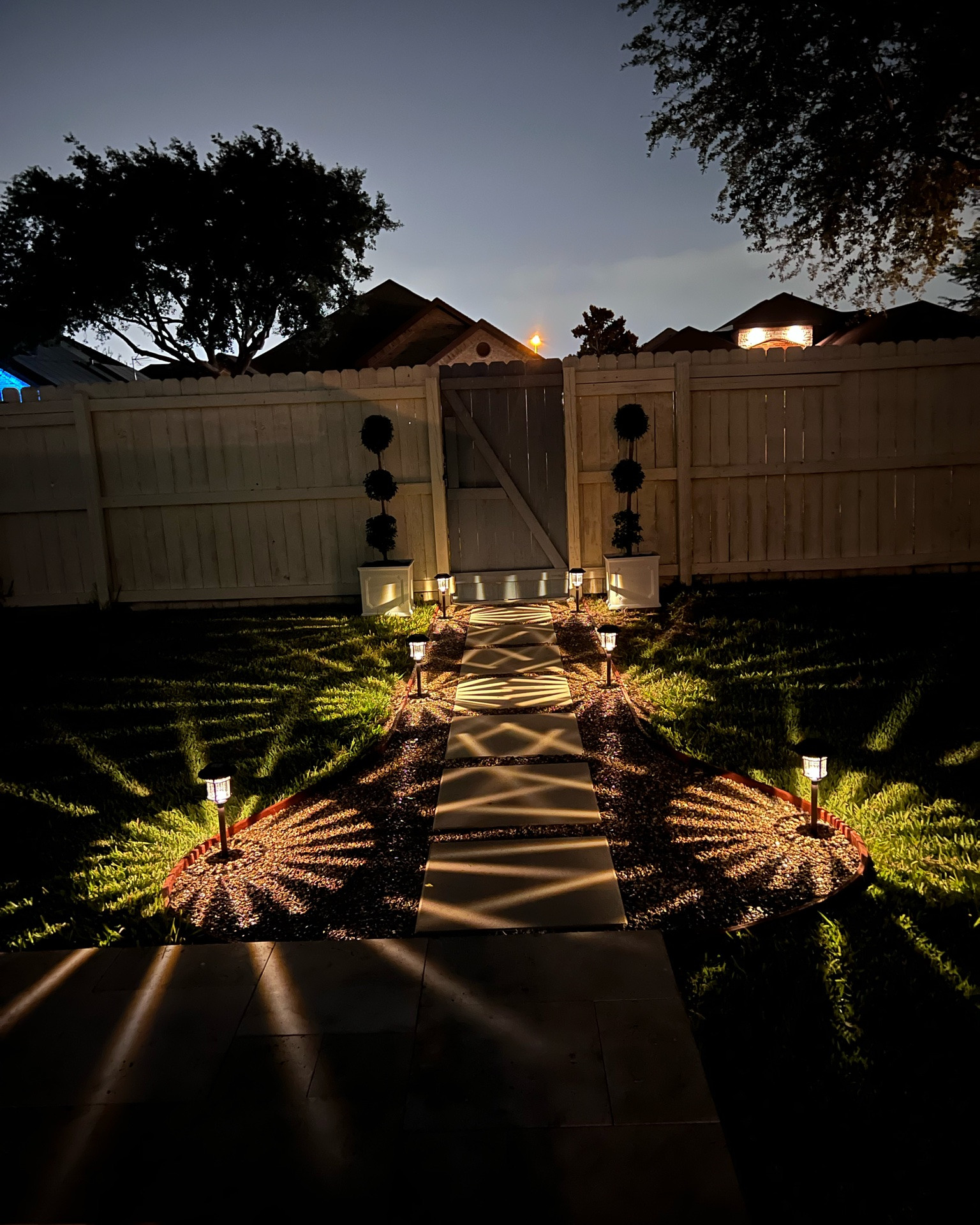 The Home Depot Hampton bay solar pathway lights
Bronze
Affordable