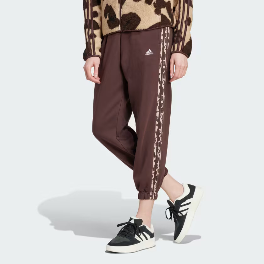 Essentials 3-Stripes Animal-Print 7/8 Pants | adidas (US)