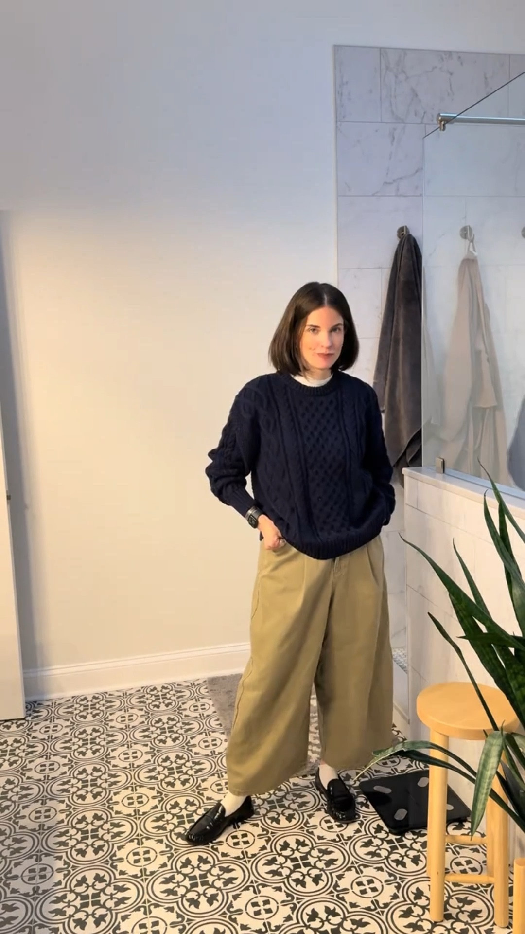 This Gap sweater is really really great. 
Great weight, quality. Really really recommend. 

#LTKFindsUnder100 #LTKOver40