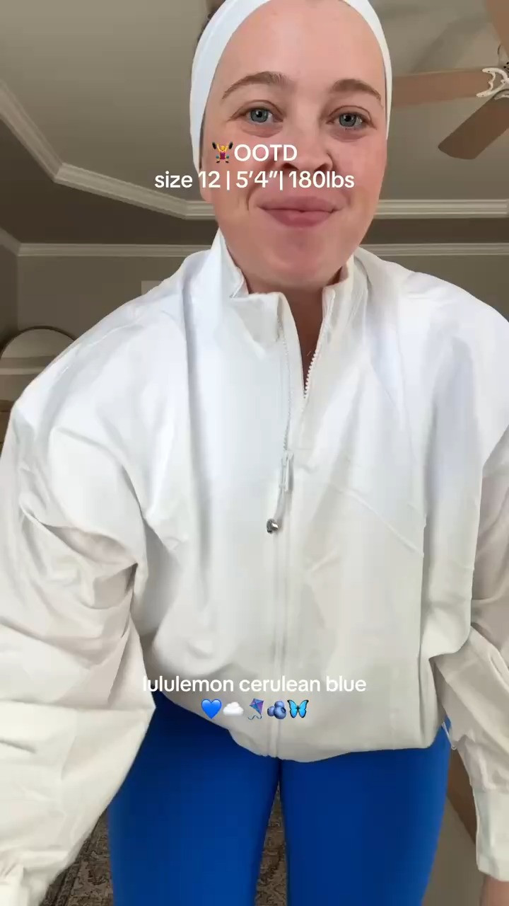 Midsize Lululemon Cerulean Blue OOTD 💙🫐☁️ Wearing a size 12/Large!  

 #LTKActive #LTKMidsize #LTKFitness