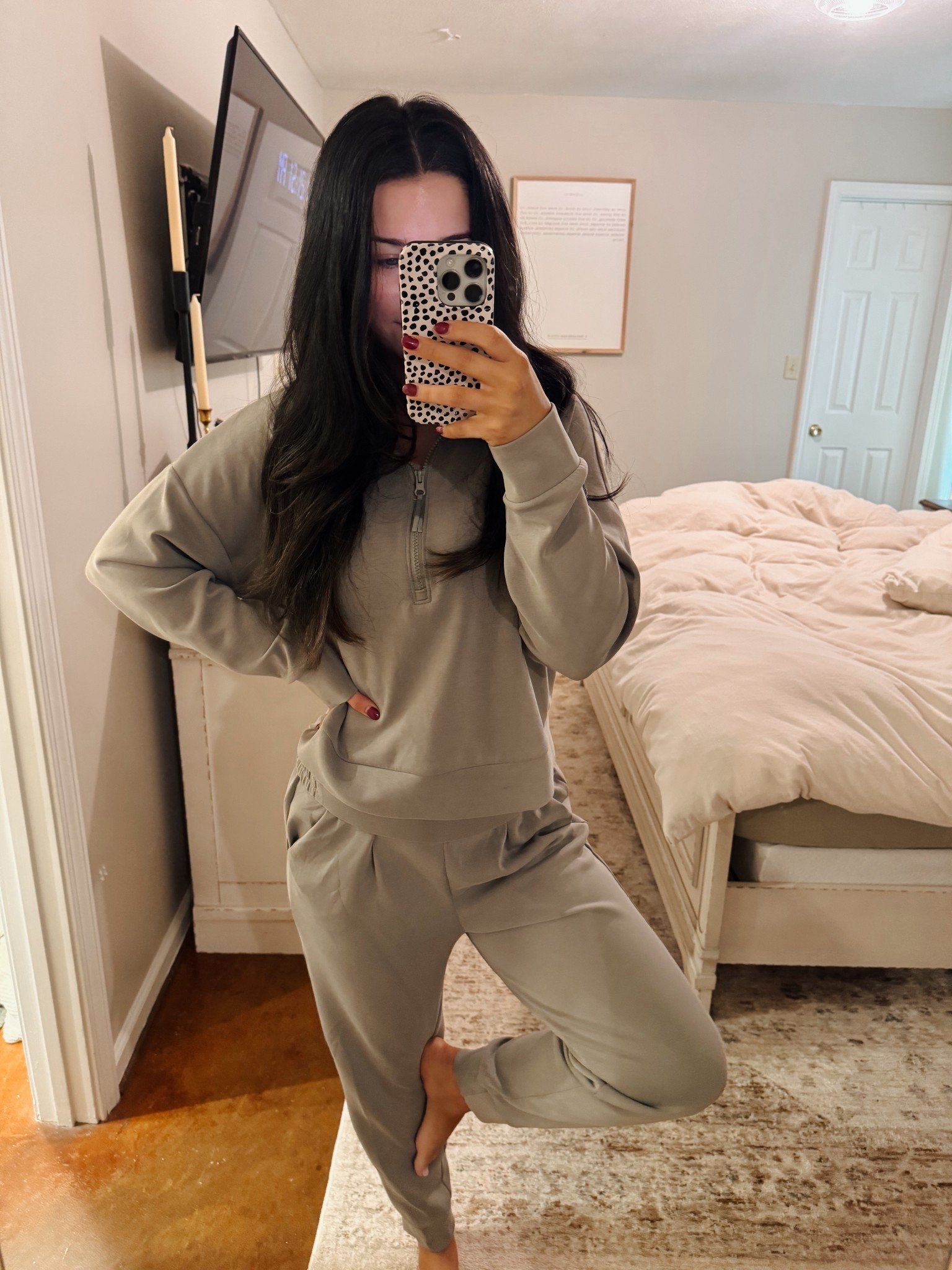 size medium, but definitely could have sized down! 