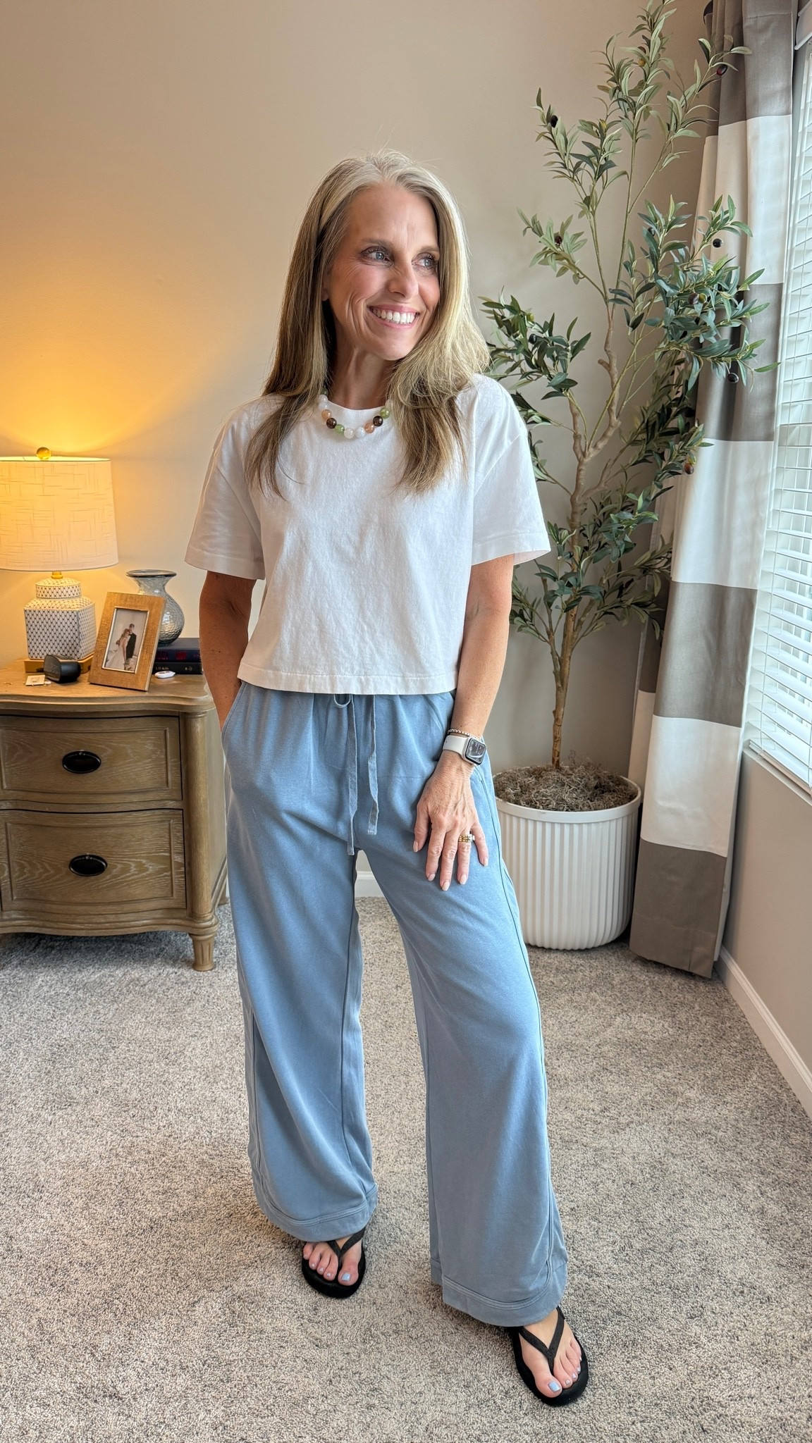 Rainy Friday working from home…and possibly a TJMaxx run. HA! Wearing smalls in these cute basics. Elevated sweats and a cropped white tee.

#LTKdayinmylife #LTKootd #LTKOver40
