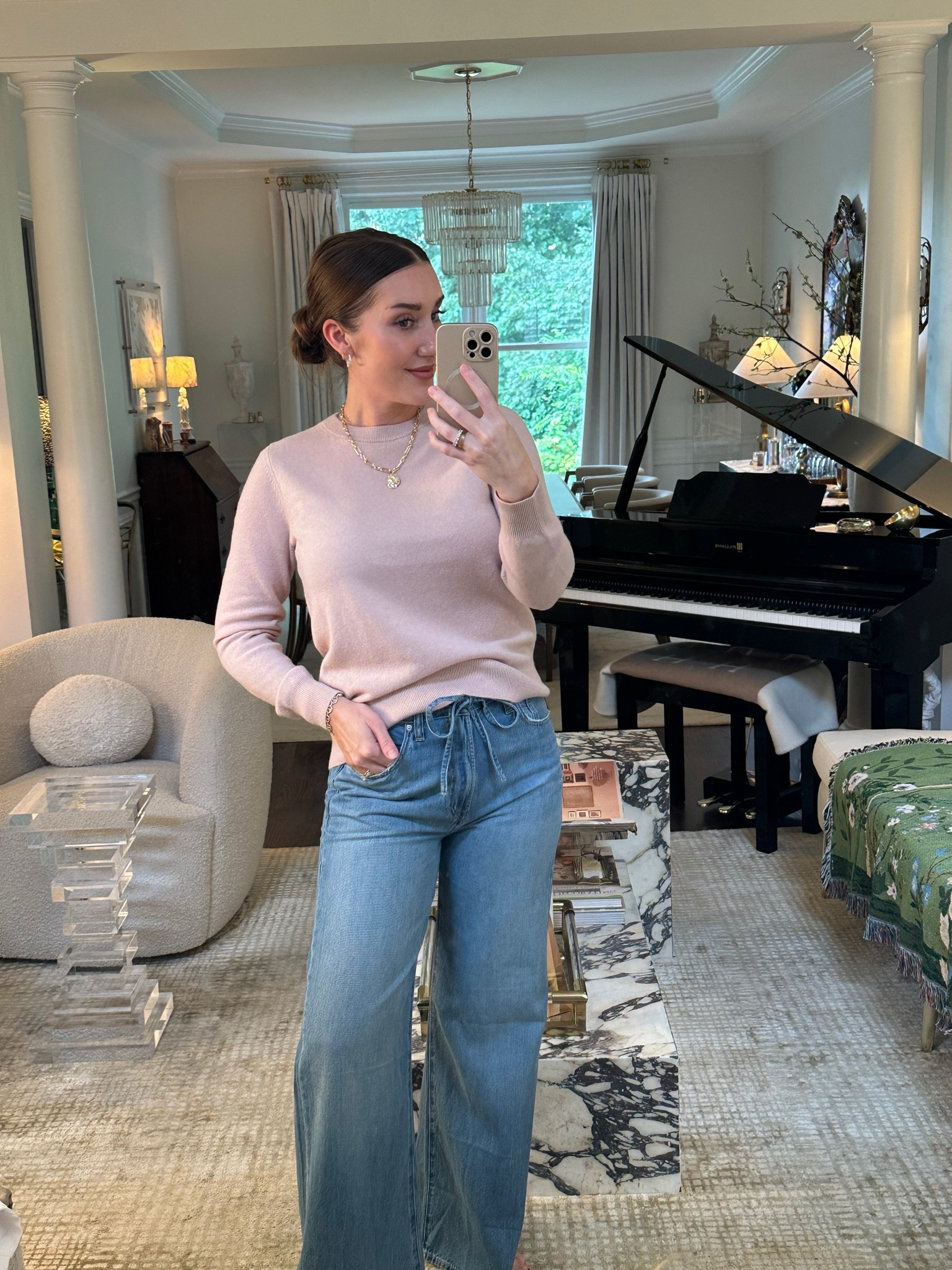 NSALE Cashmere and jeans 💛 
These cashmere sweaters are amazing quality - so soft and the fit is perfect 
Medium sweater
Jeans tts, no stretch

#LTKSaleAlert #LTKootd