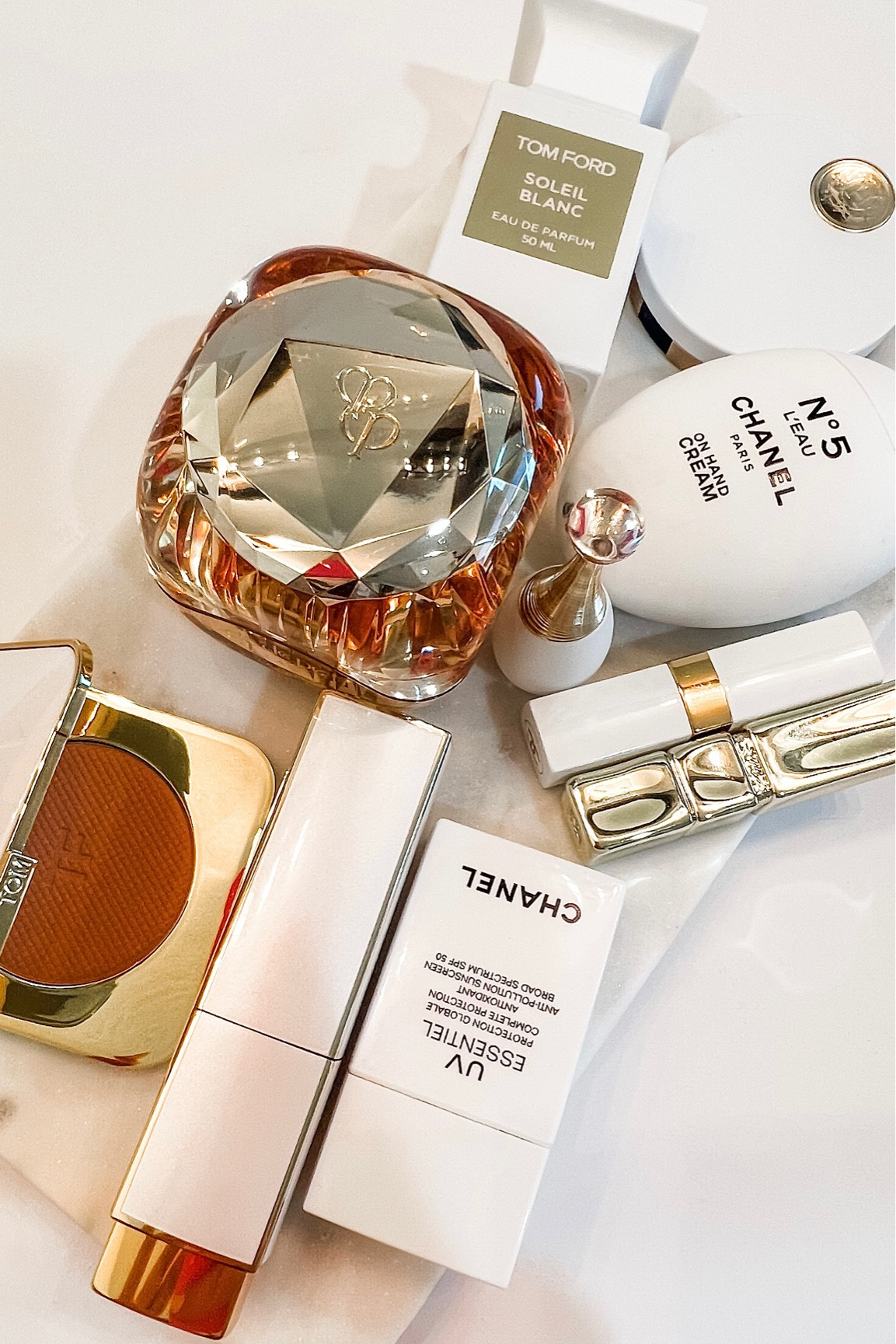 Beauty must-haves; tom ford perfume did perfume set, Chanel holiday set 

#LTKbeauty #LTKHoliday #LTKunder50